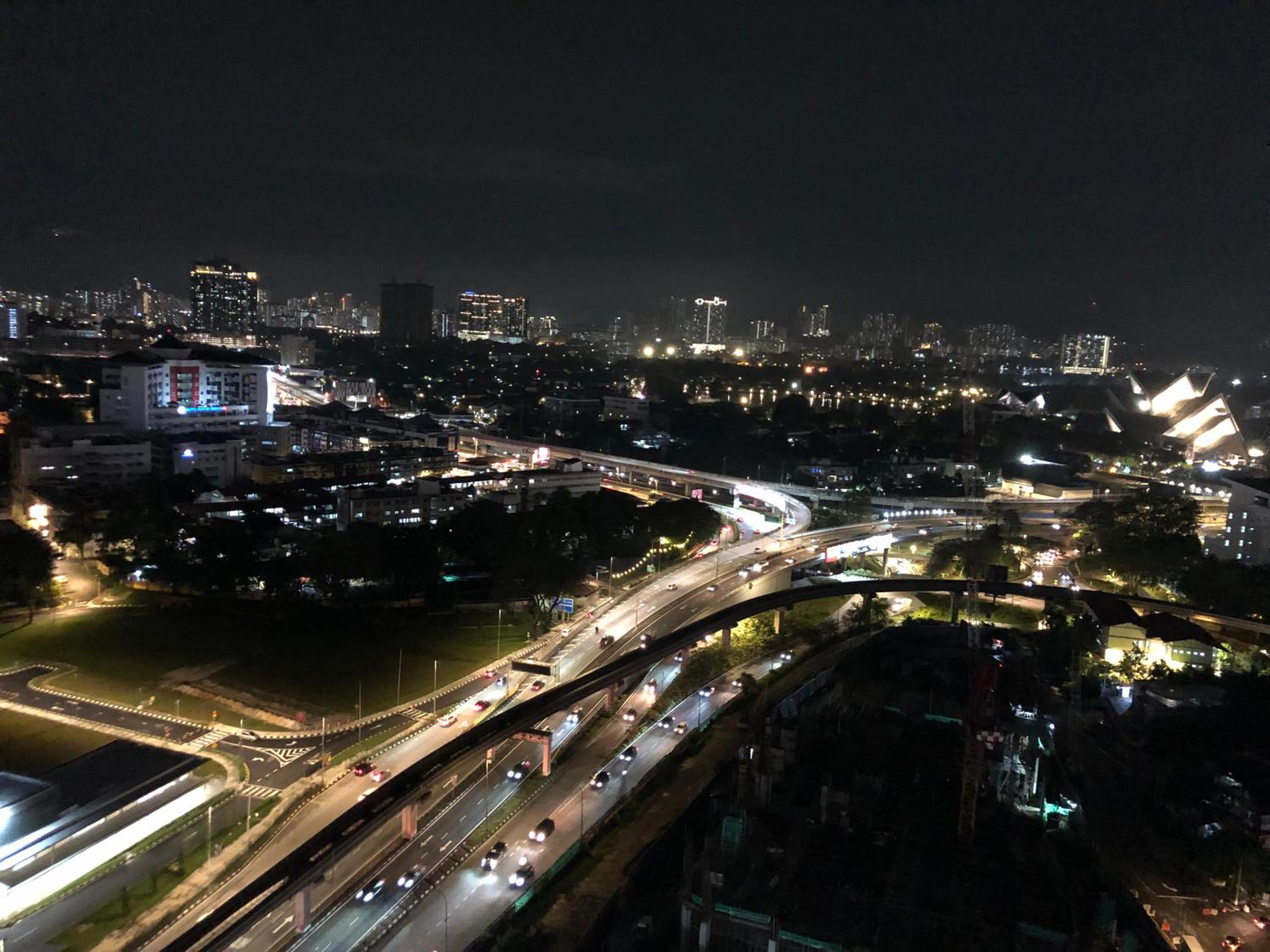 TR Residence 3R2B Serviced Apt 5-6pax HKL,IJN,PWTC KL