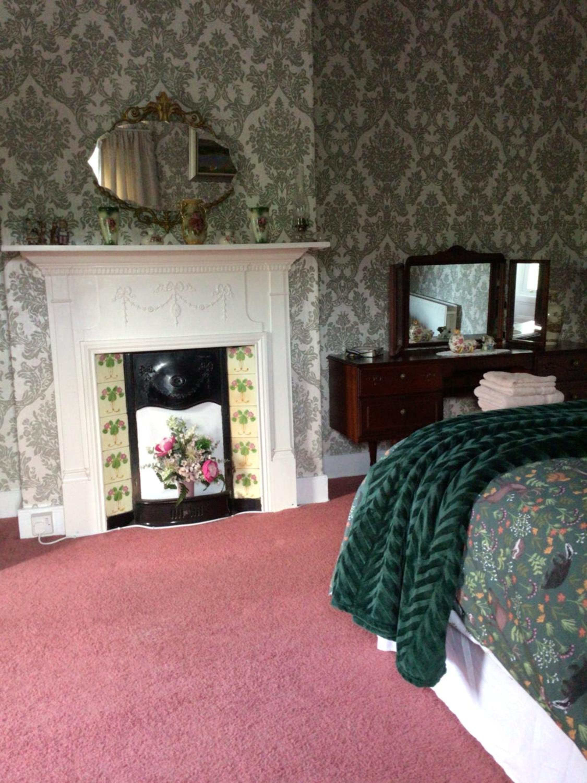 Tullyard House
