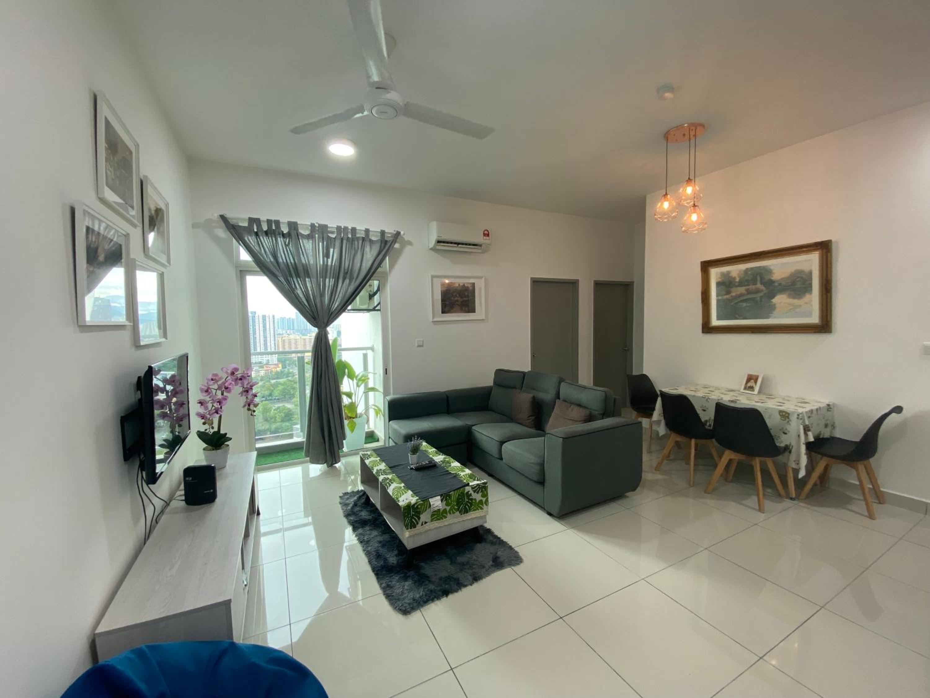 TR Residence 3R2B Serviced Apt 5-6pax HKL,IJN,PWTC KL