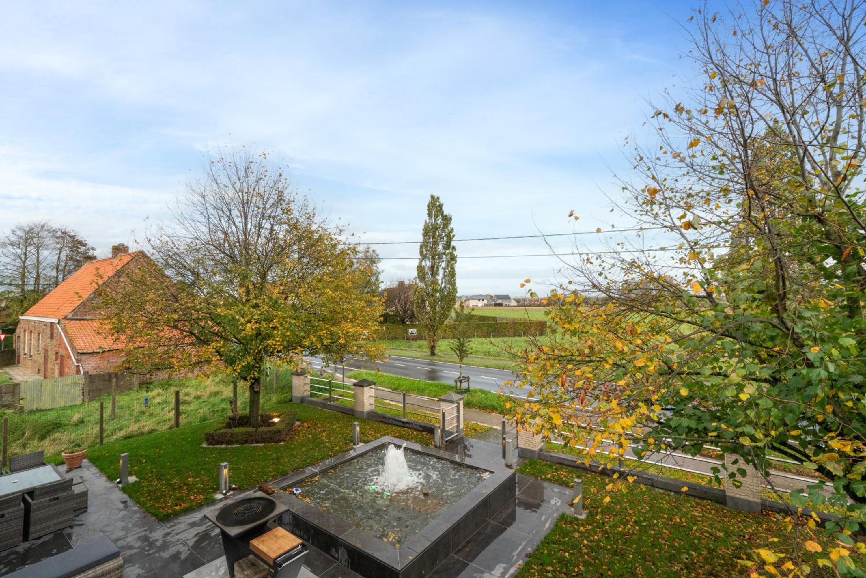 J and R flanders fields holiday homes