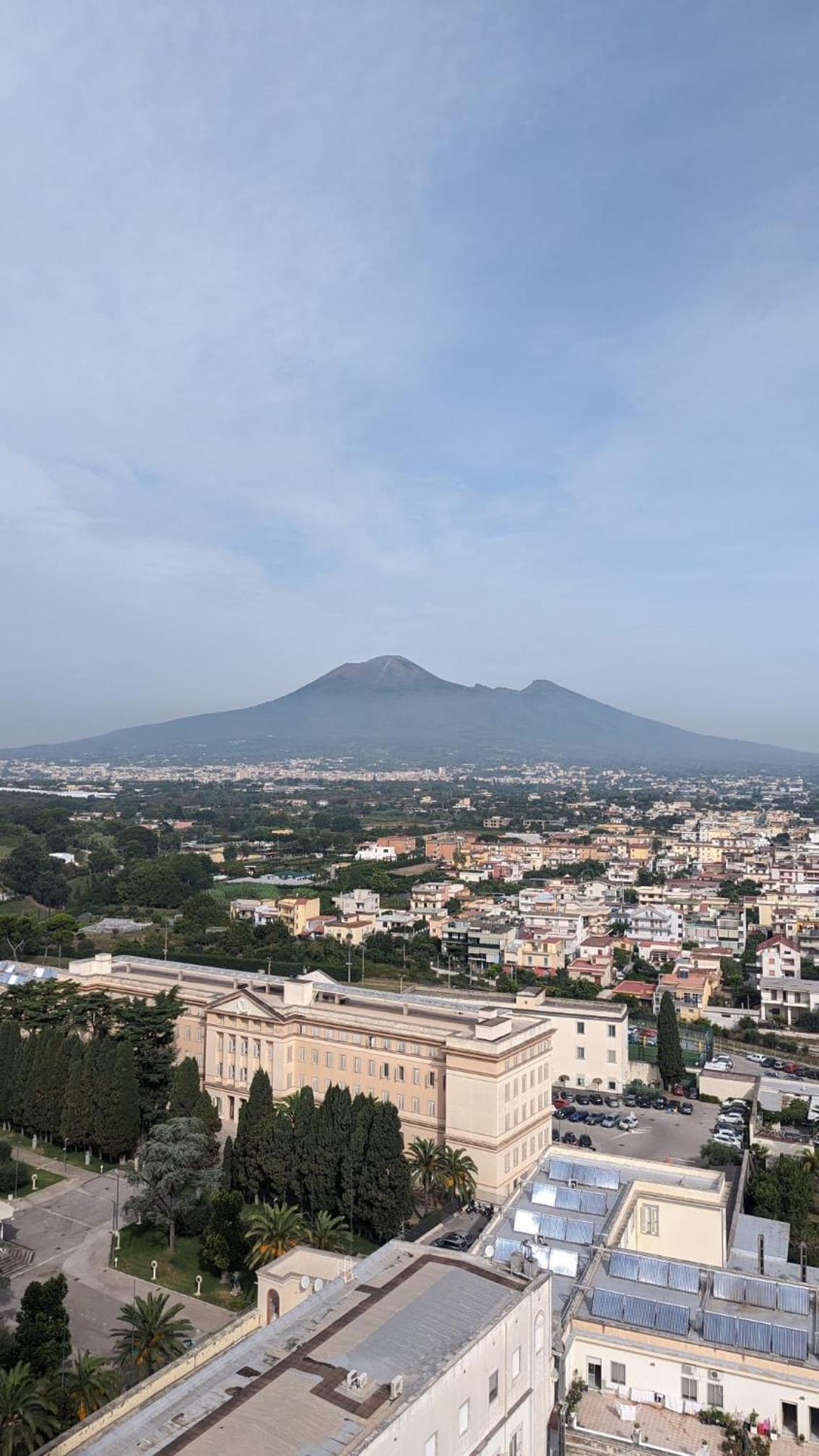 Cenere e Lapilli House view 5