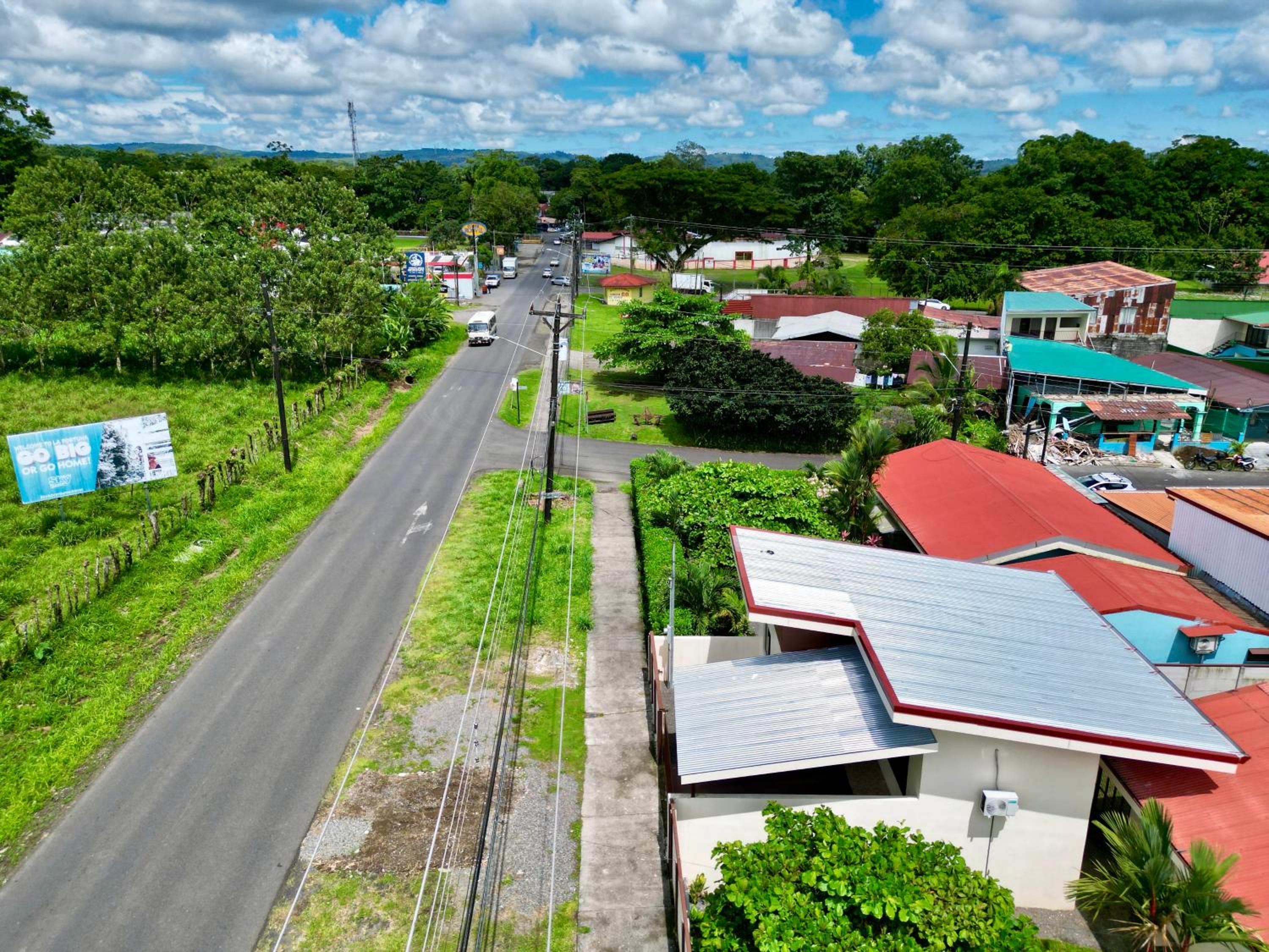 Oasis Arenal Villa Downtown Arenal Volcano View