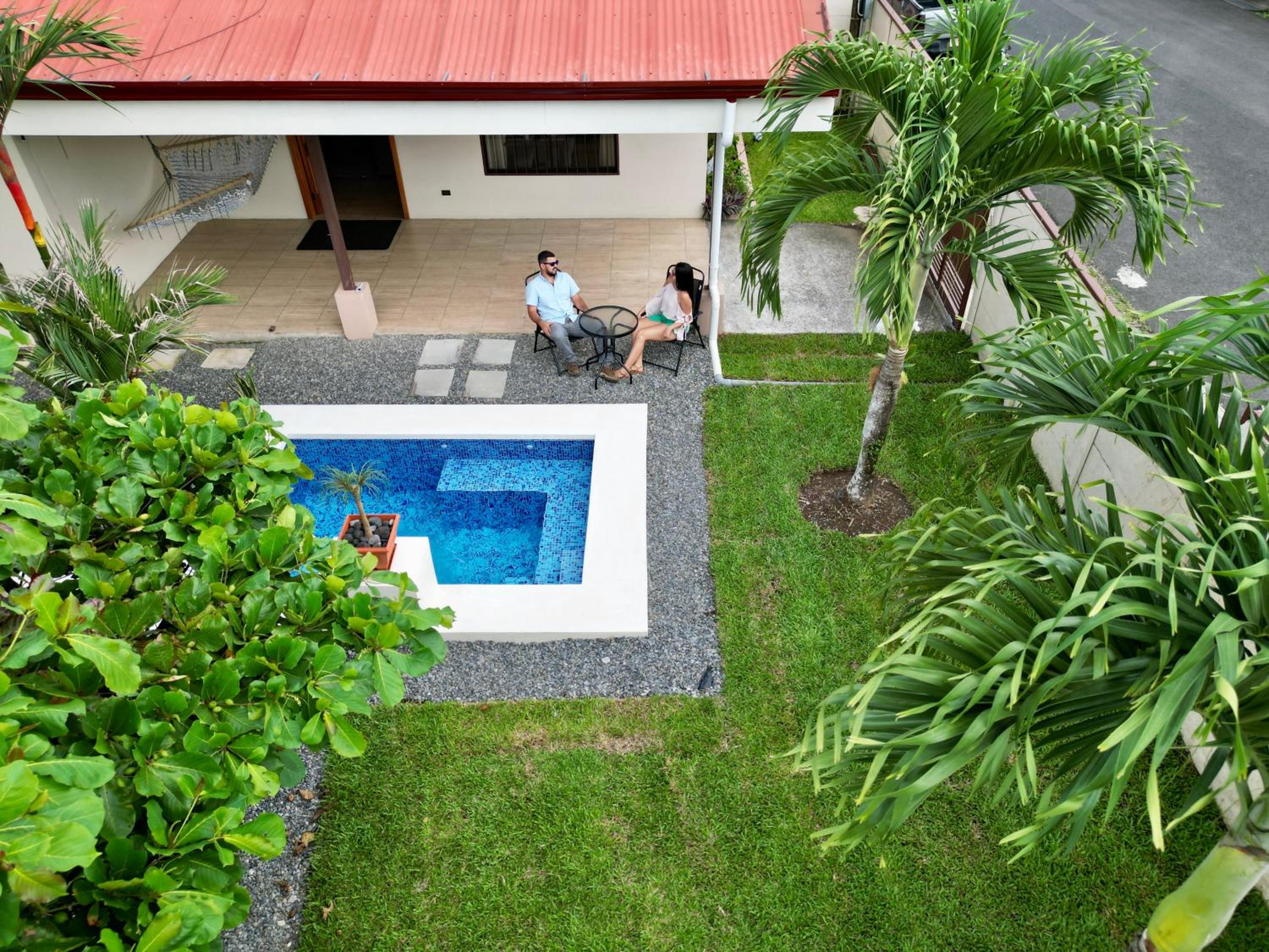 Oasis Arenal Villa Pool & Arenal Volcano View
