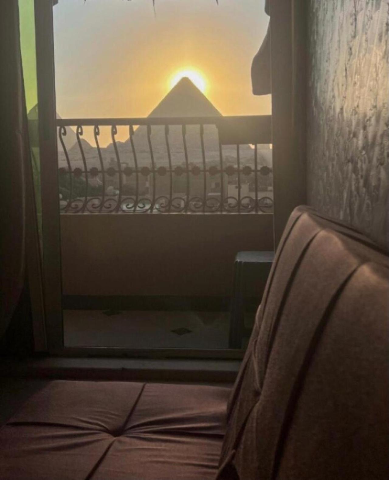 Ramses Pyramids View Apartment