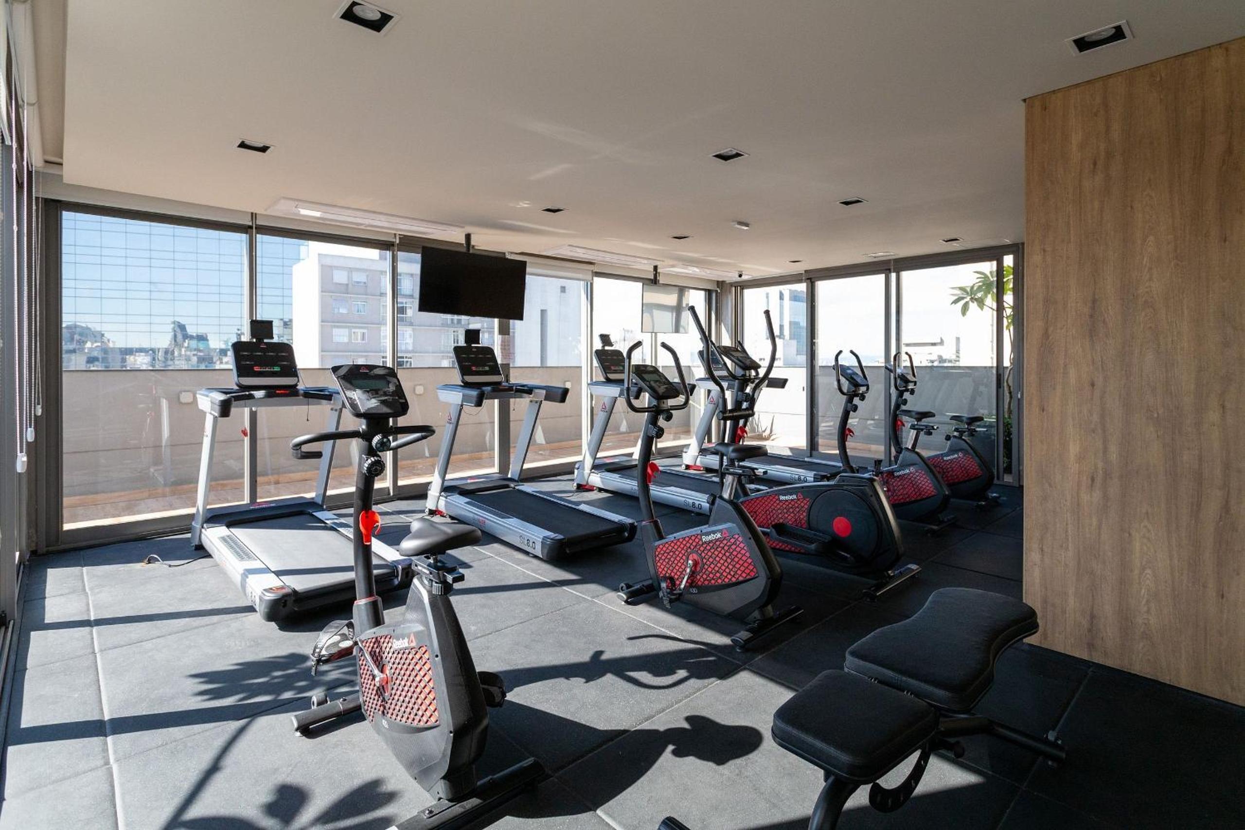 Belint Bela Cintra Condominium - Studios per season