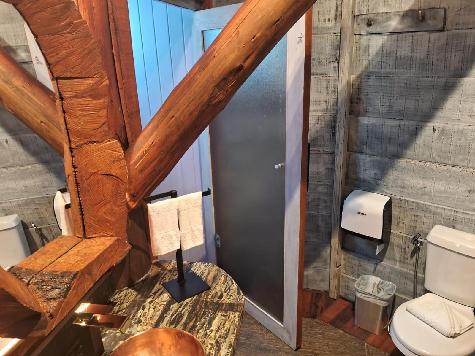 Art Lodge