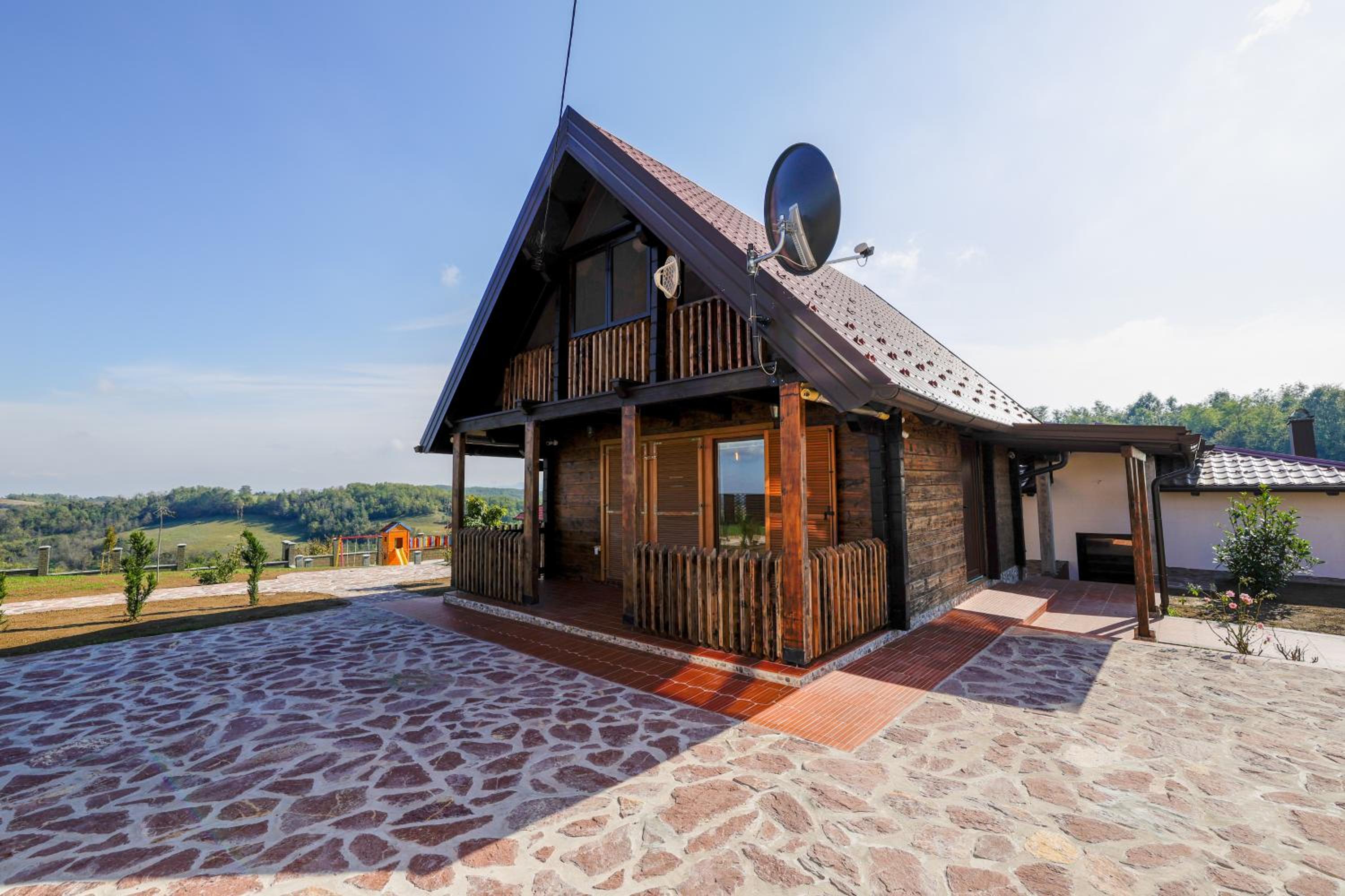Hill Residence