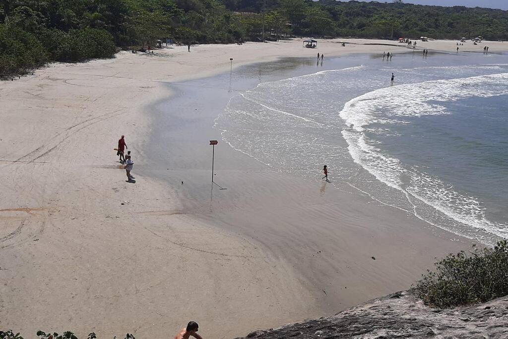 Casa a 5 minutos a pé da Praia da Enseada!