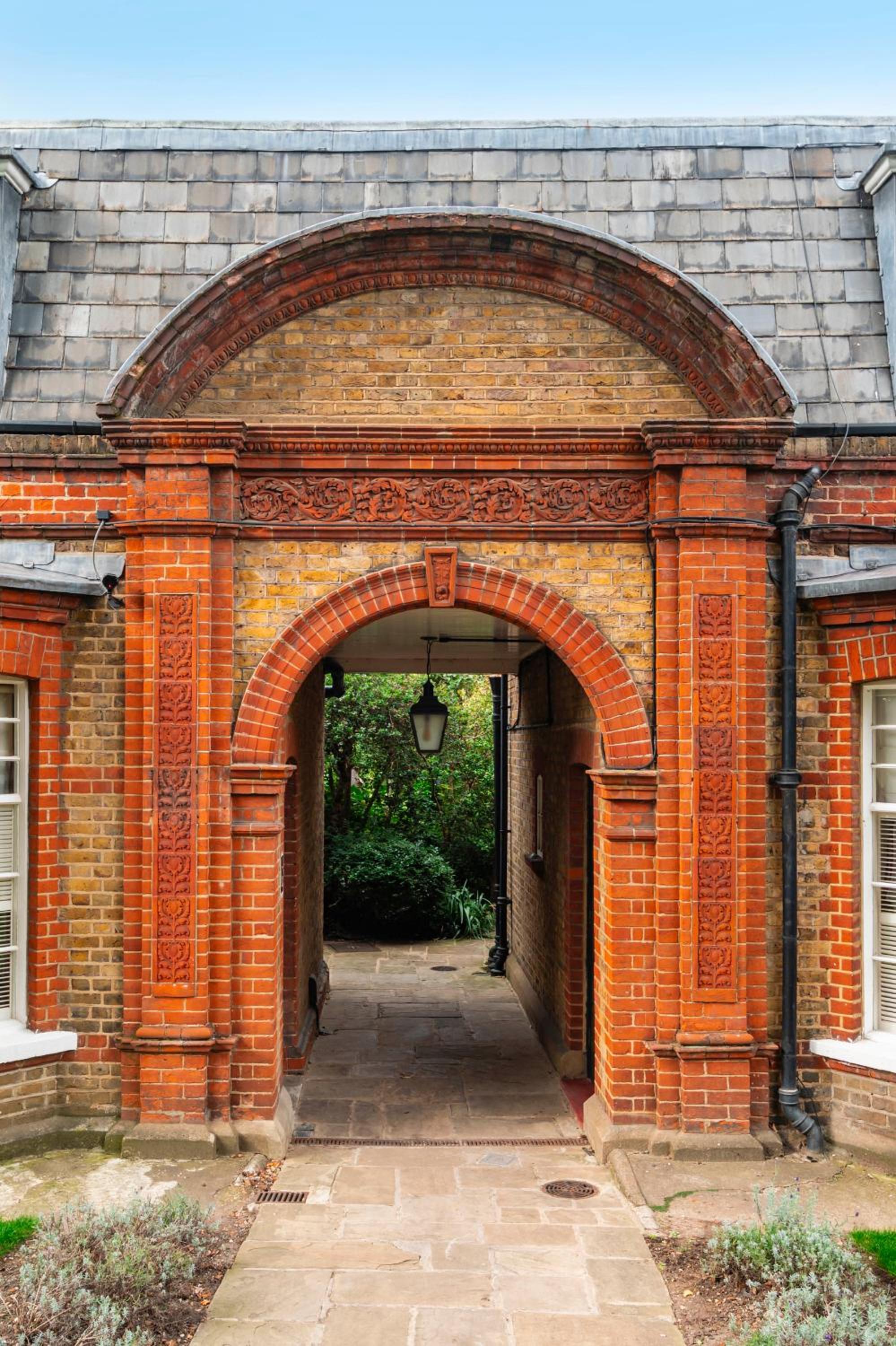The Kensington Gatehouse