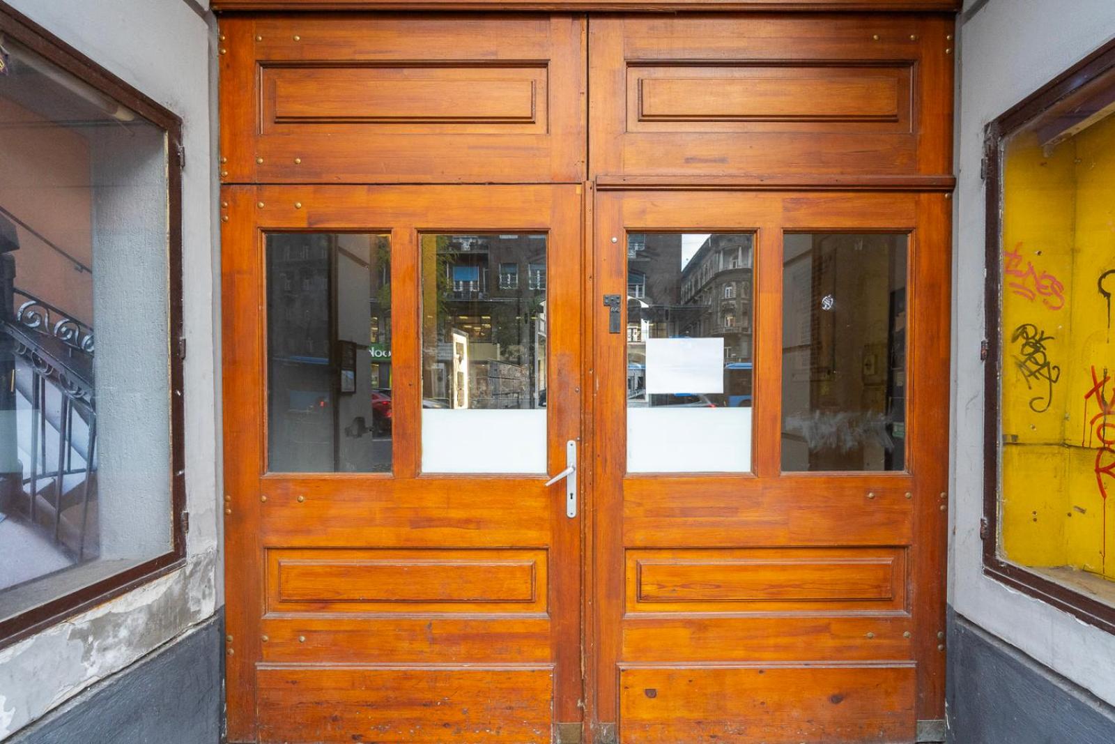 Liszt Ferenc historic luxurious flat next to Synagogue