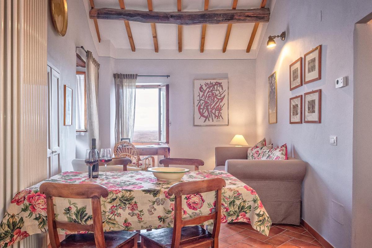 Casa Marisa - Together in Tuscany view 3