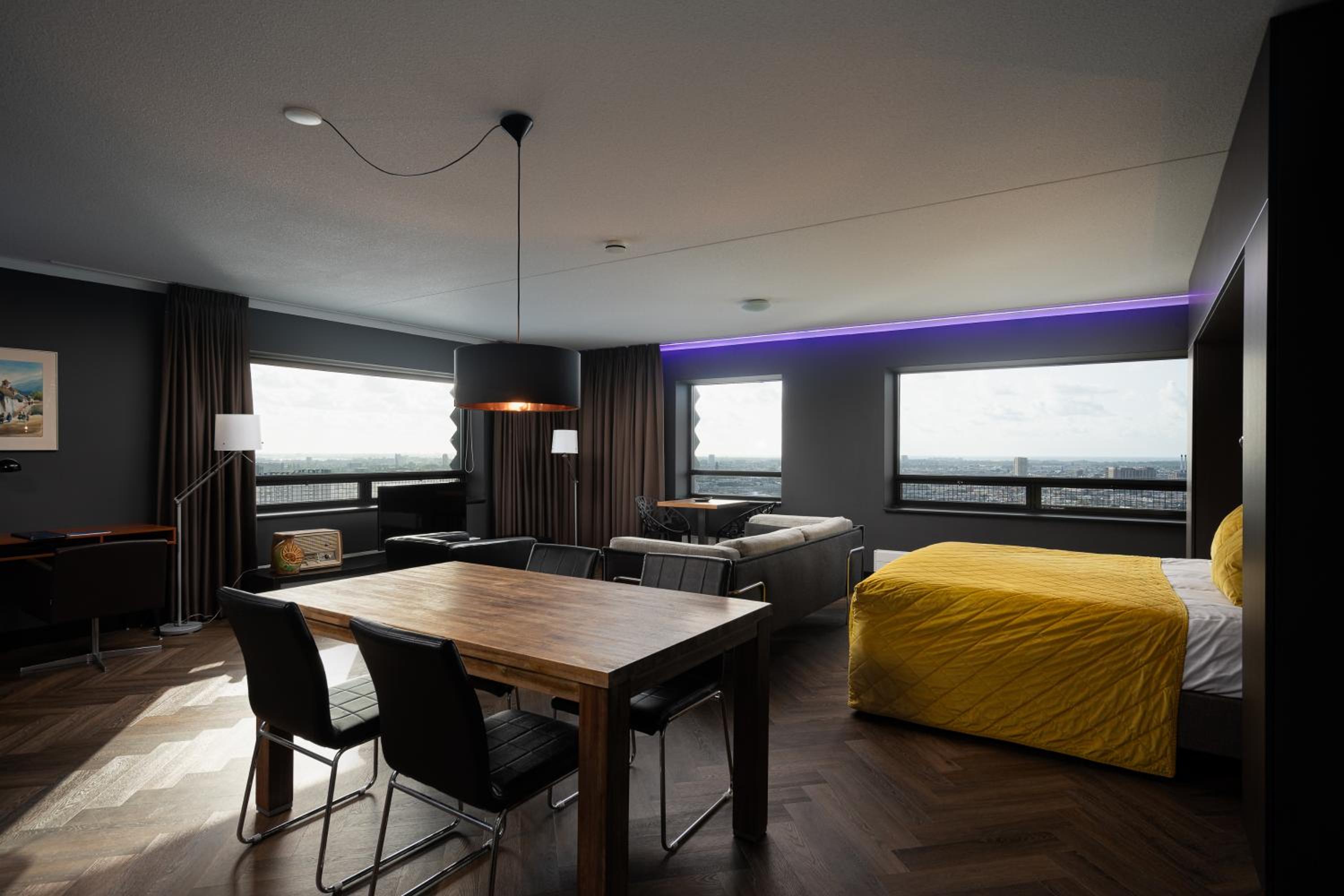 The Penthouse At The Hague Tower