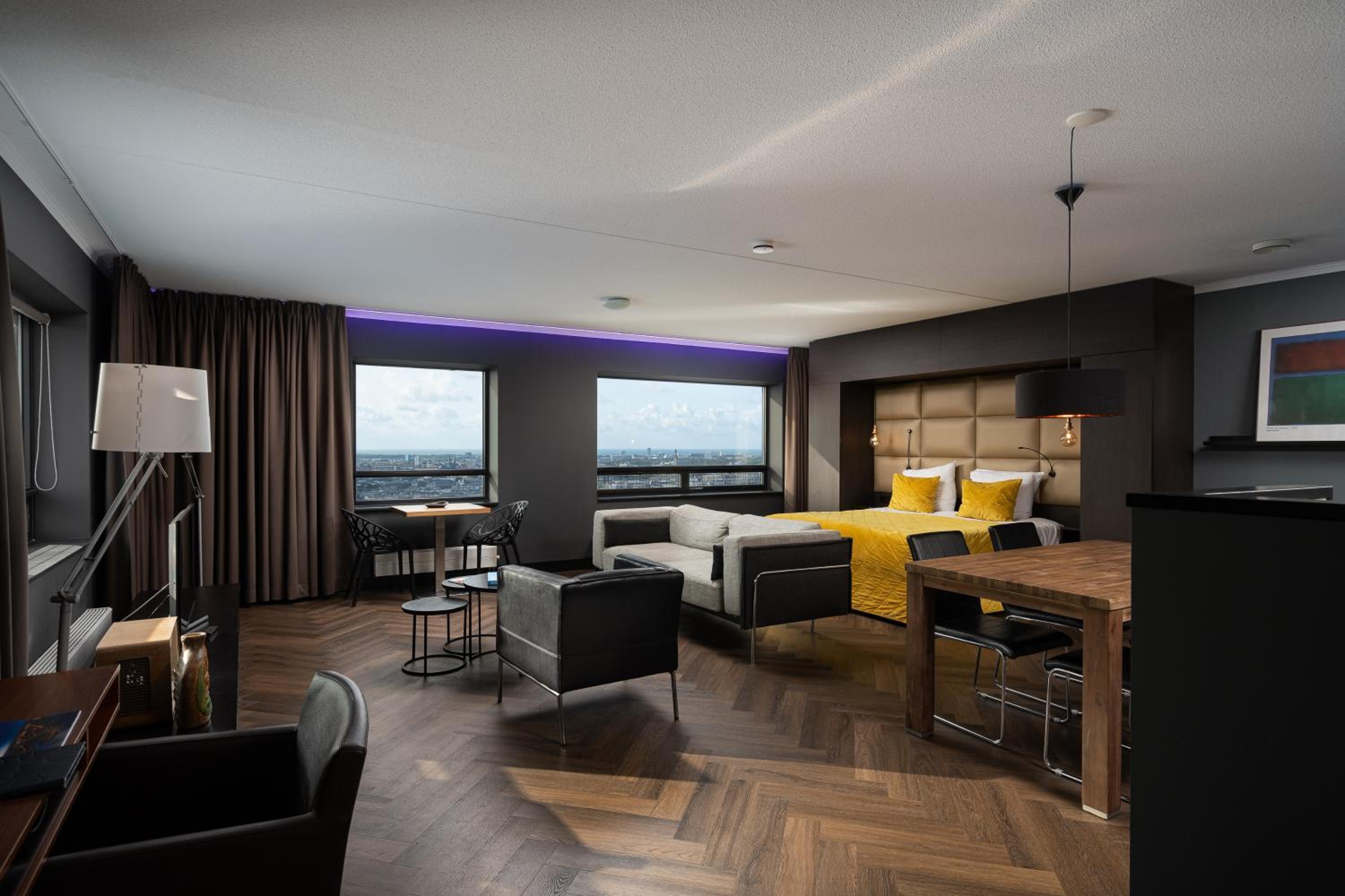 The Penthouse At The Hague Tower