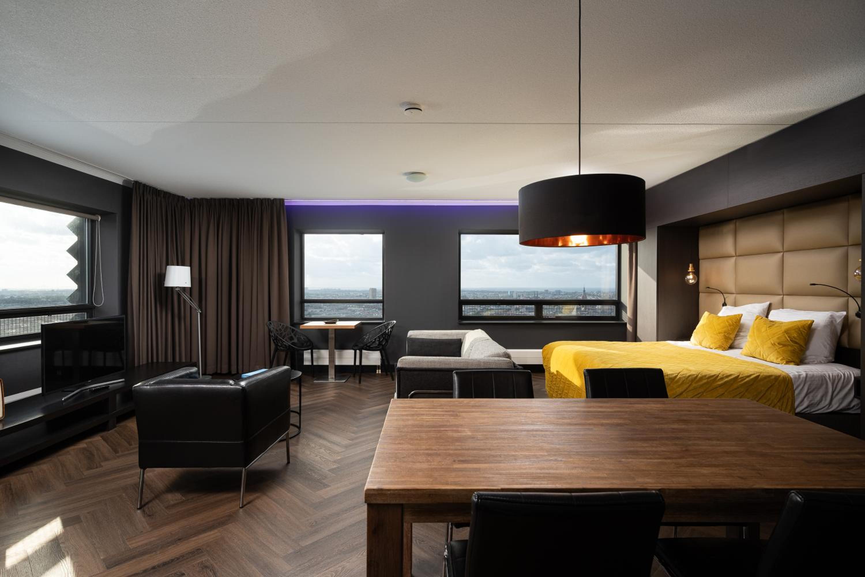 The Penthouse At The Hague Tower