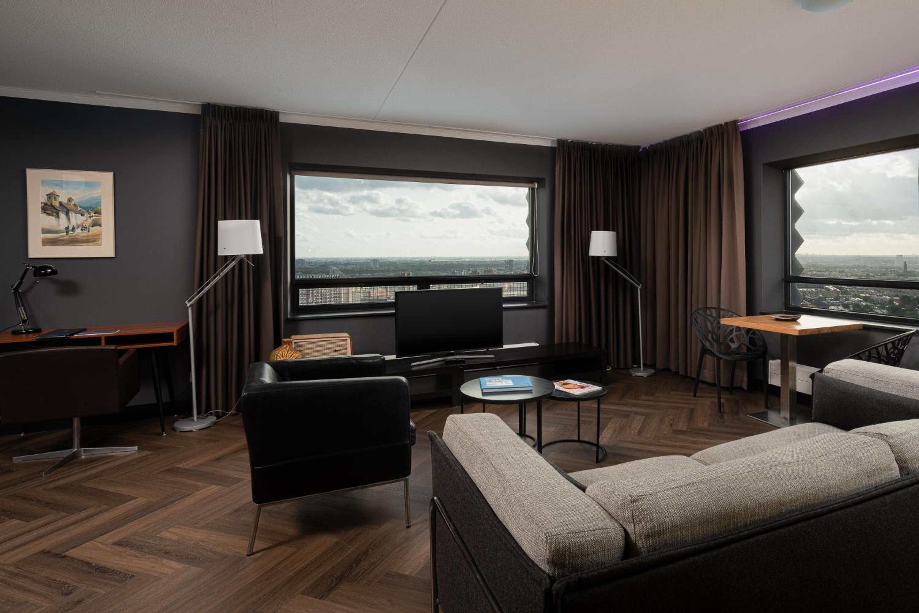 The Penthouse At The Hague Tower