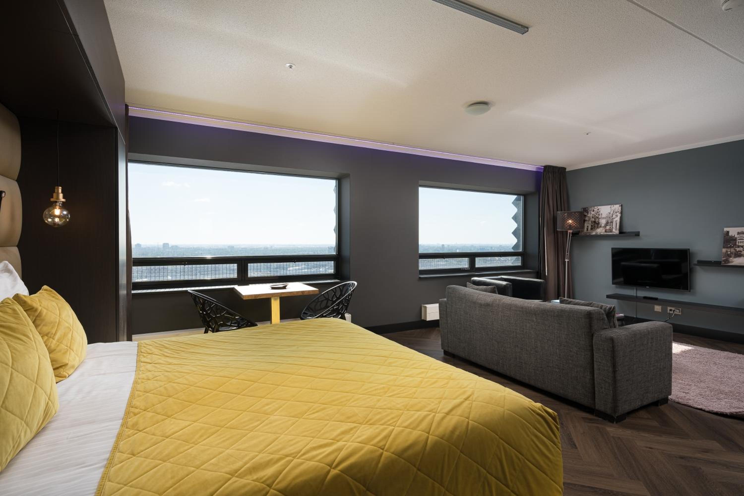 The Penthouse At The Hague Tower