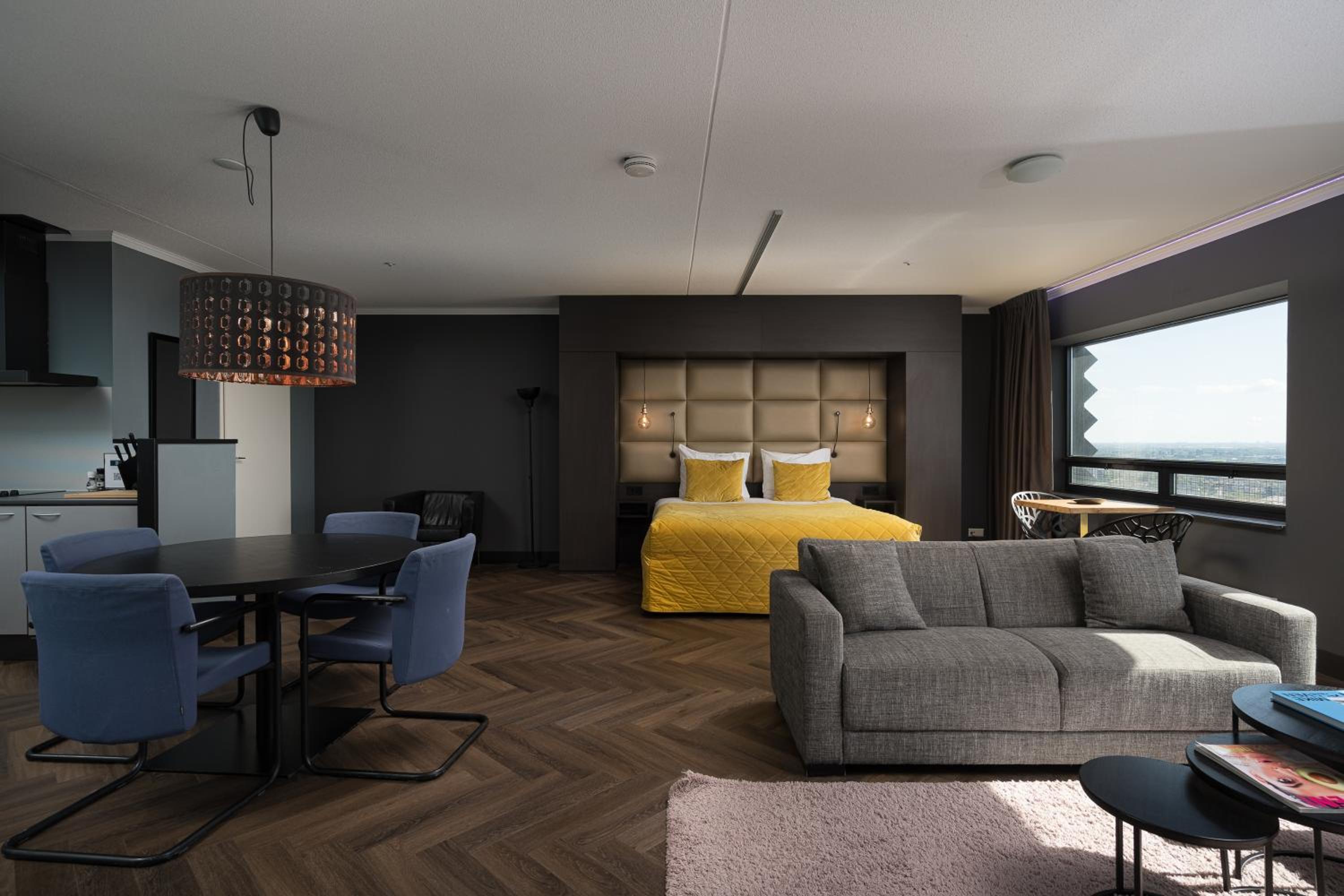 The Penthouse At The Hague Tower