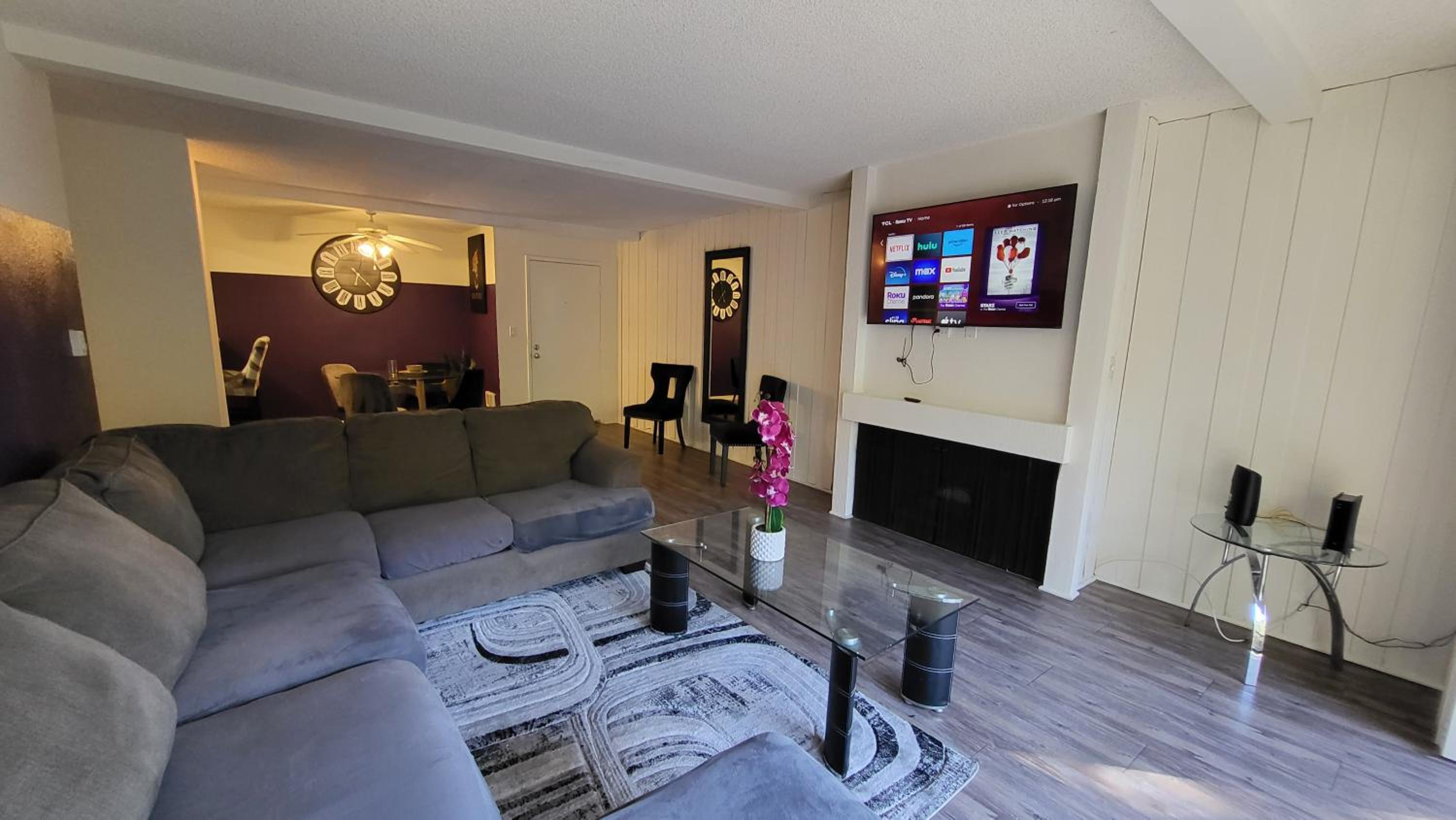Deluxe Marina 2bdr 2ba Home Must See