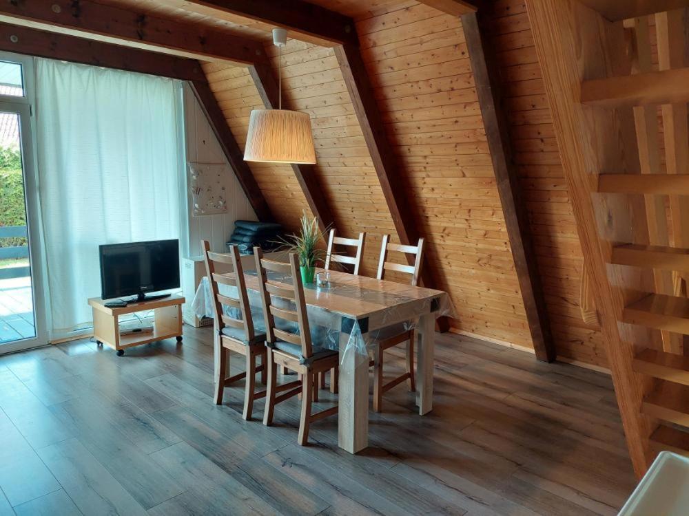 Nurdachhaus HOHER WEG 50