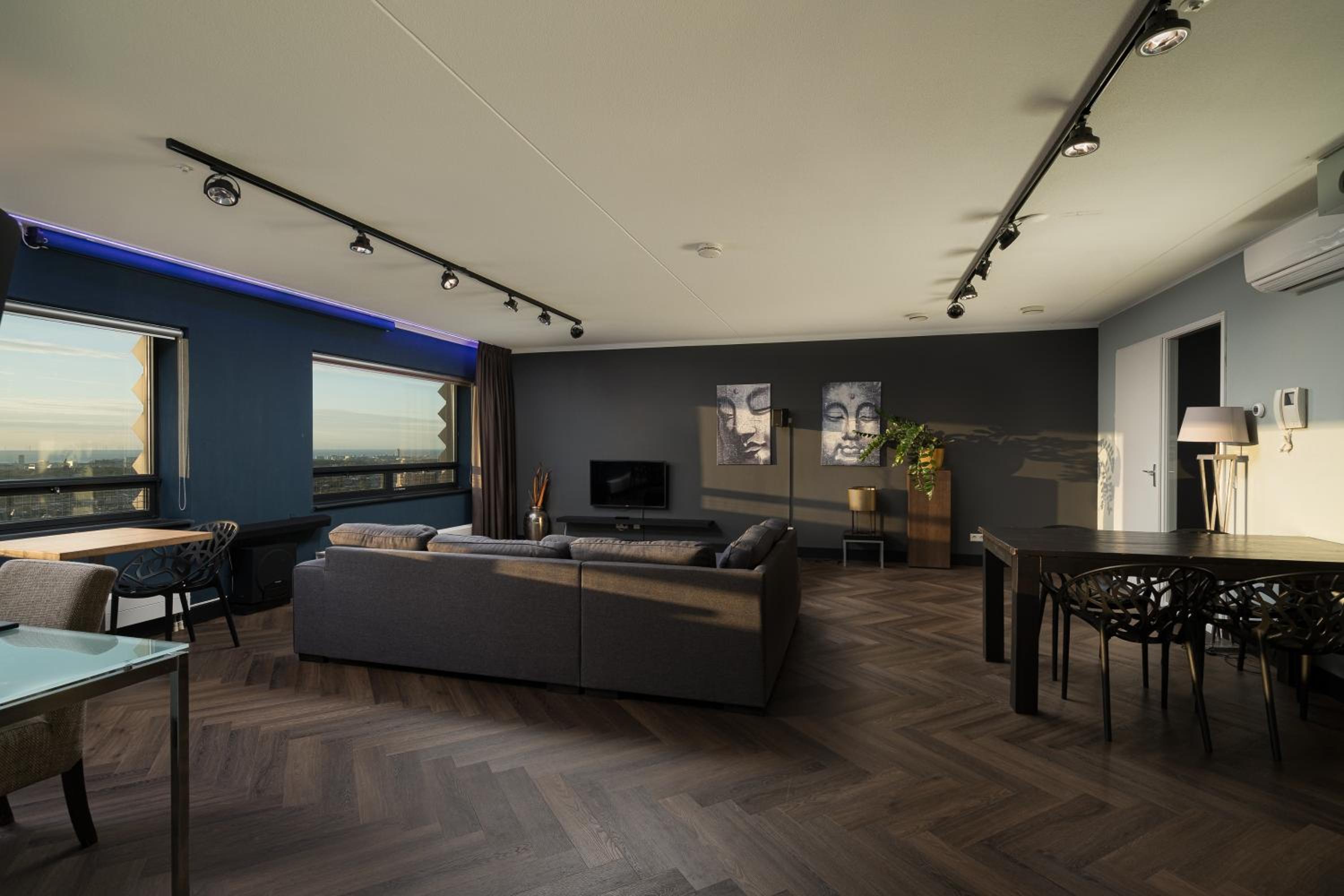 The Penthouse At The Hague Tower