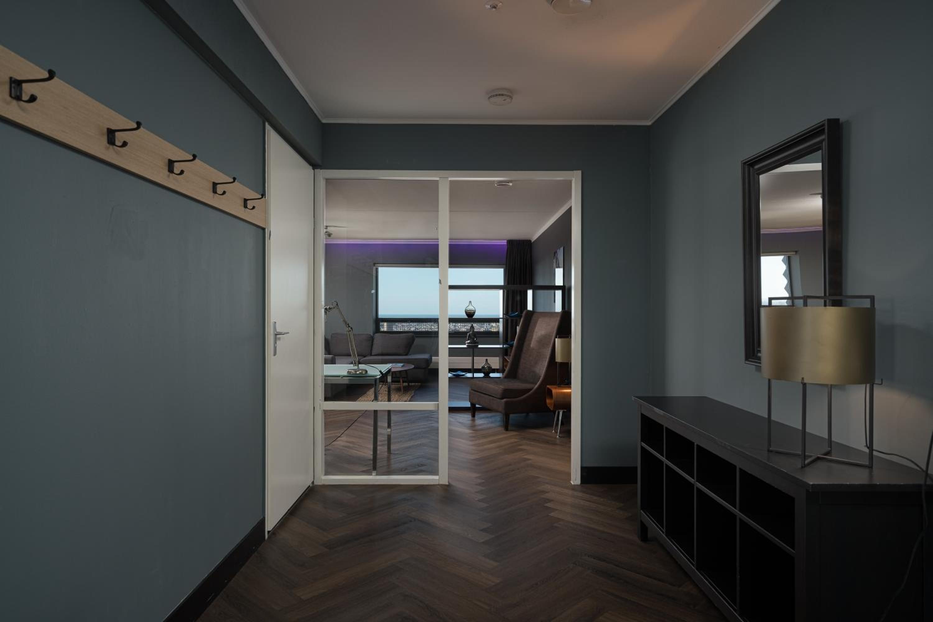 The Penthouse At The Hague Tower