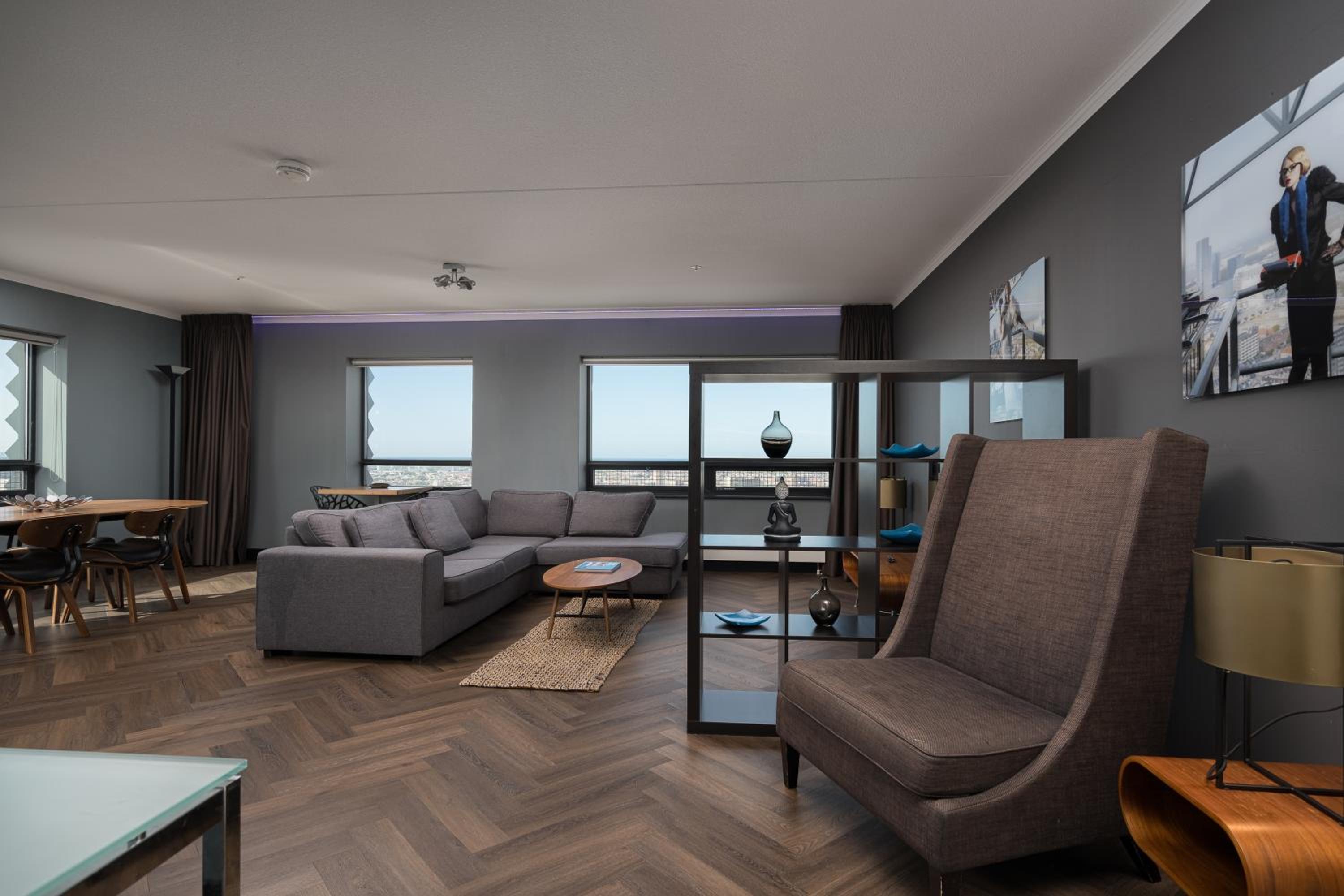 The Penthouse At The Hague Tower