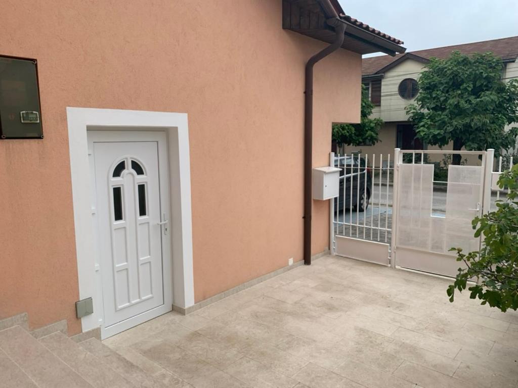 Unterkunft für 12-13 Personen im Haus des Friedens view 4