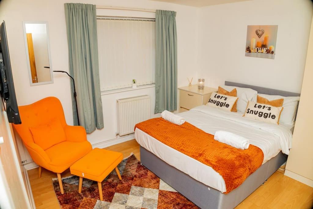 Charming 2-Bedroom in MANCHESTER