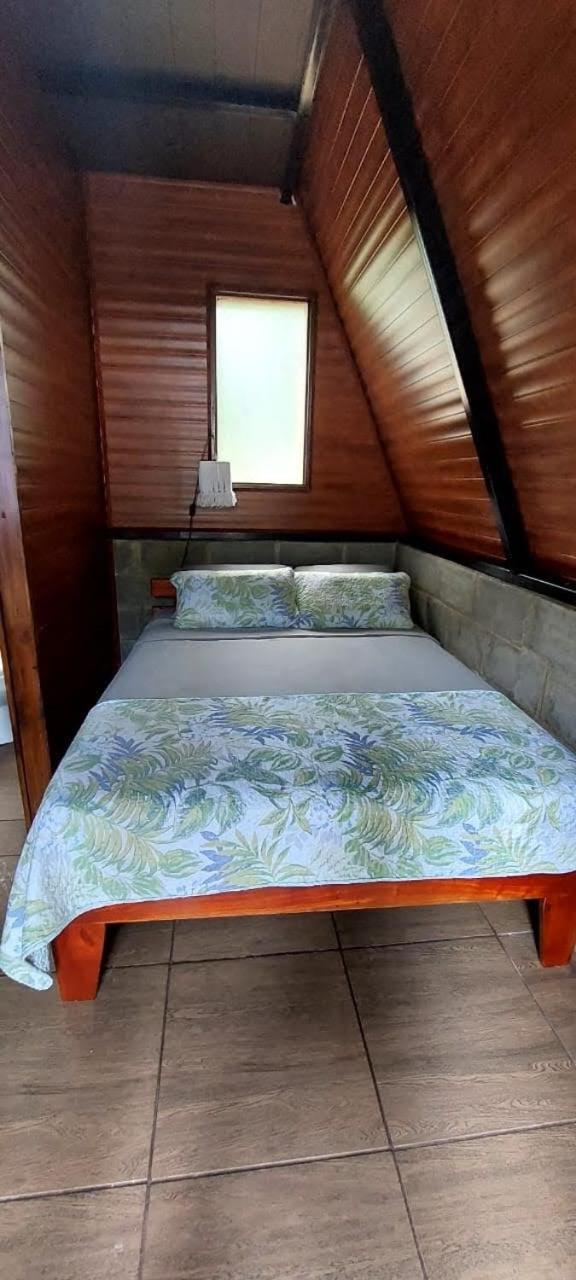 Casita happy feet and tours corcovado