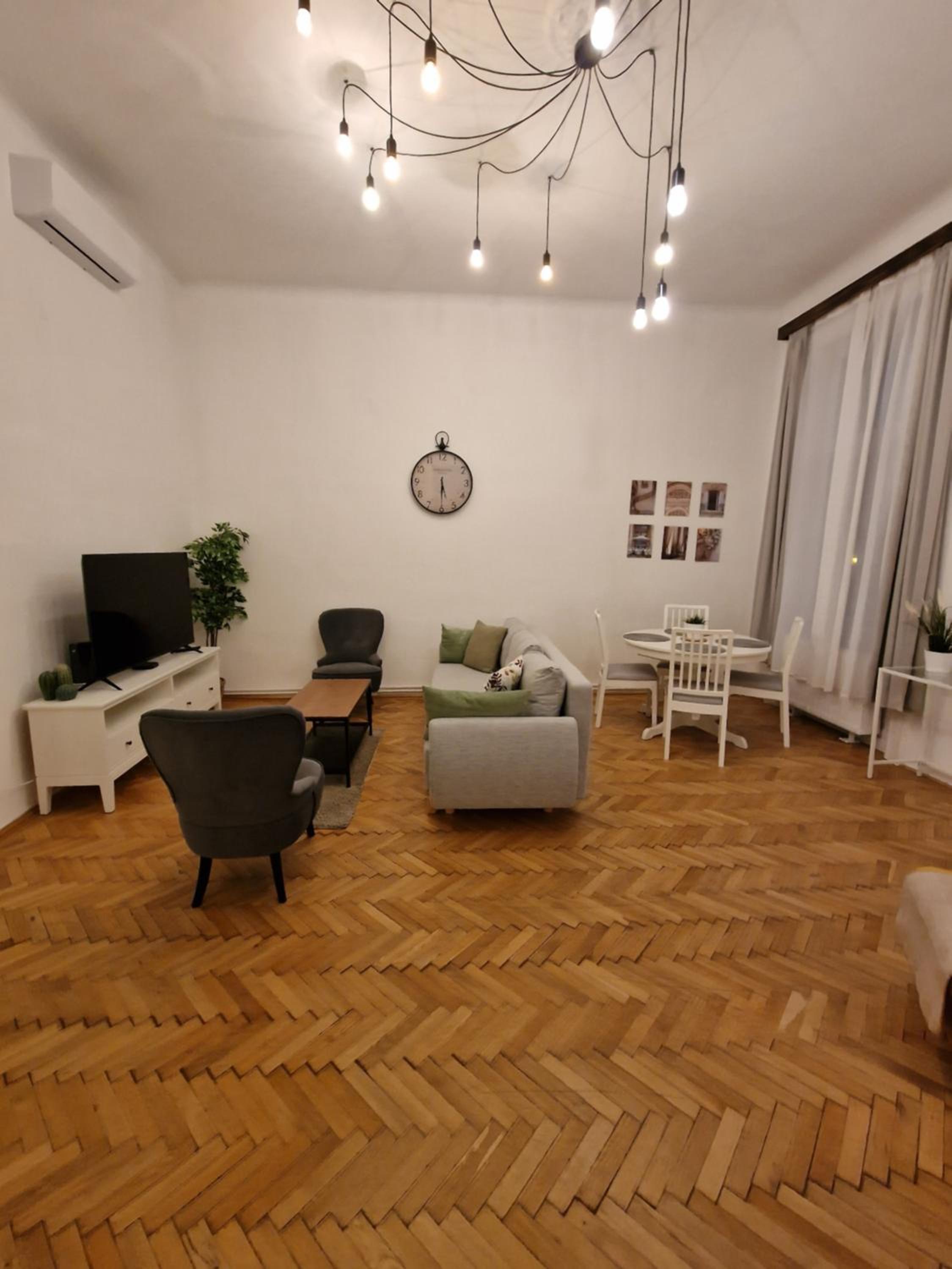 Terrace VuVu - Apartment with balcony in the heart of Budapest view 4