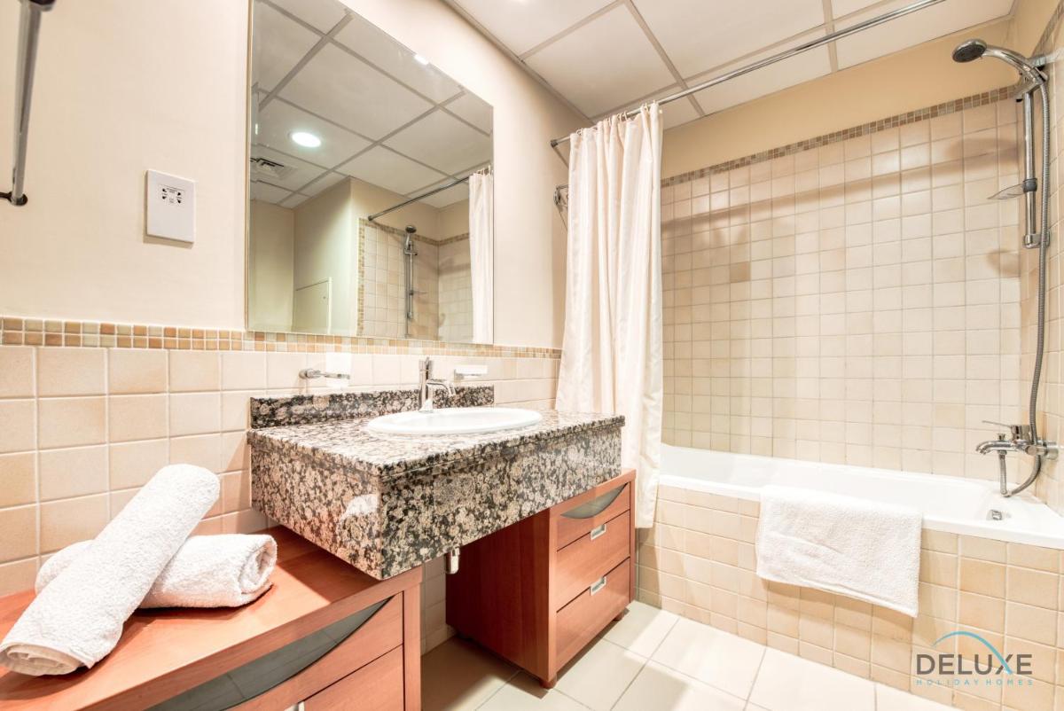 Elegant 2BR in Shams 4 JBR by Deluxe Holiday Homes