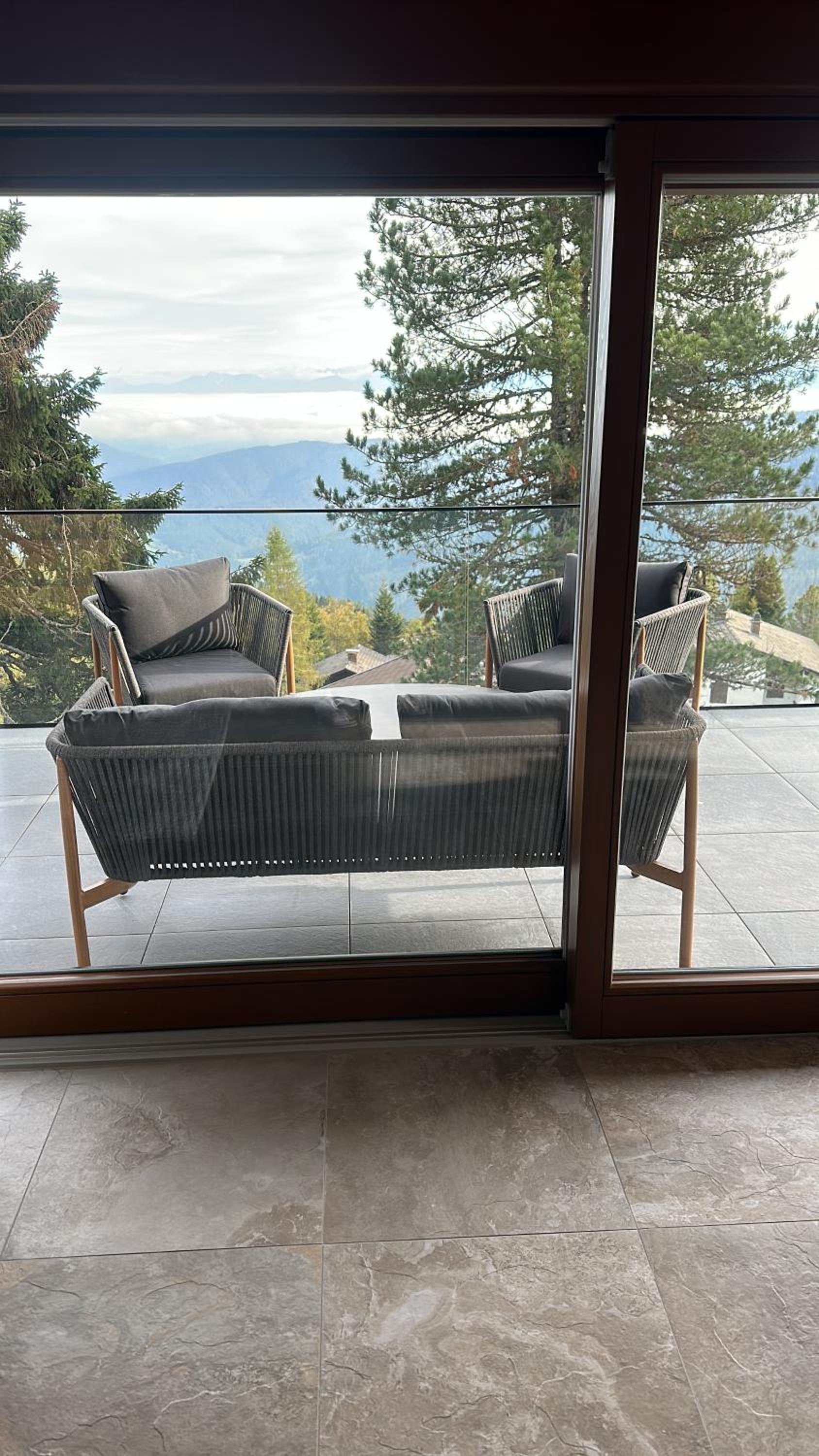 Chalet NON-SENS by L'Occitane