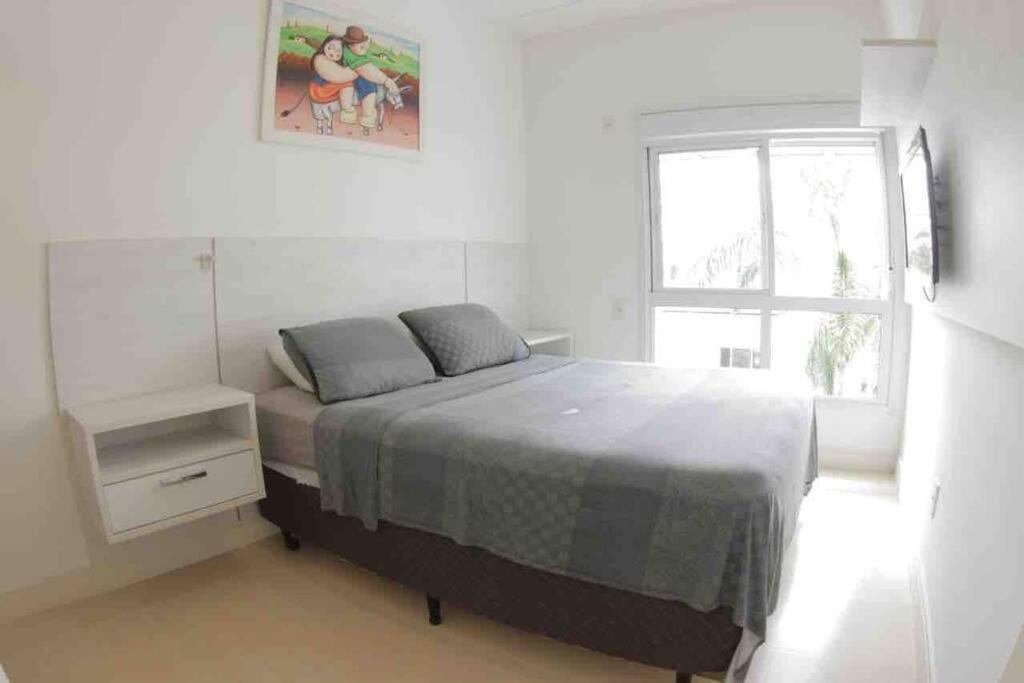 Apartamento acesso privado a praia