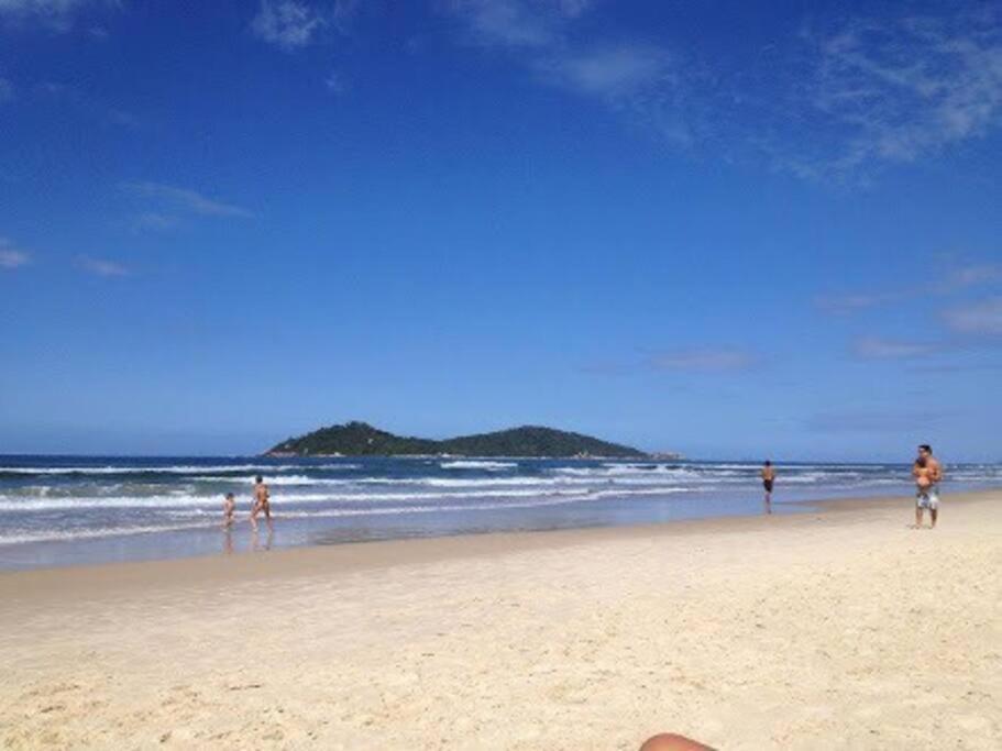 Apartamento acesso privado a praia