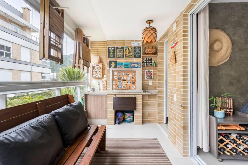 Apartamento acesso privado a praia