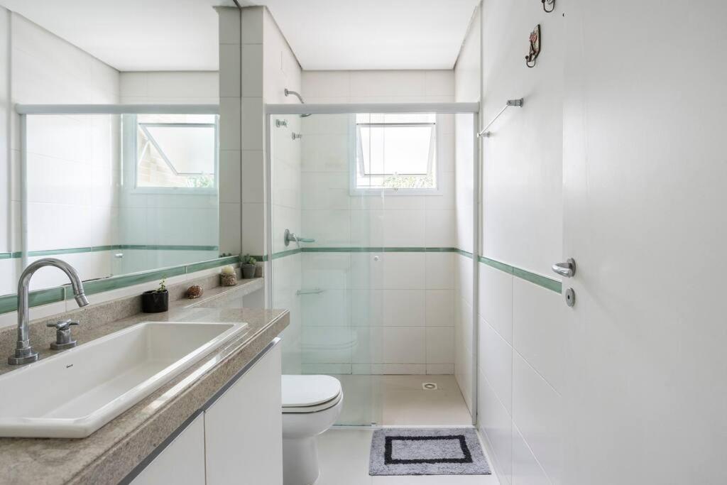 Apartamento acesso privado a praia