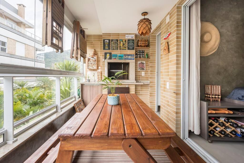 Apartamento acesso privado a praia