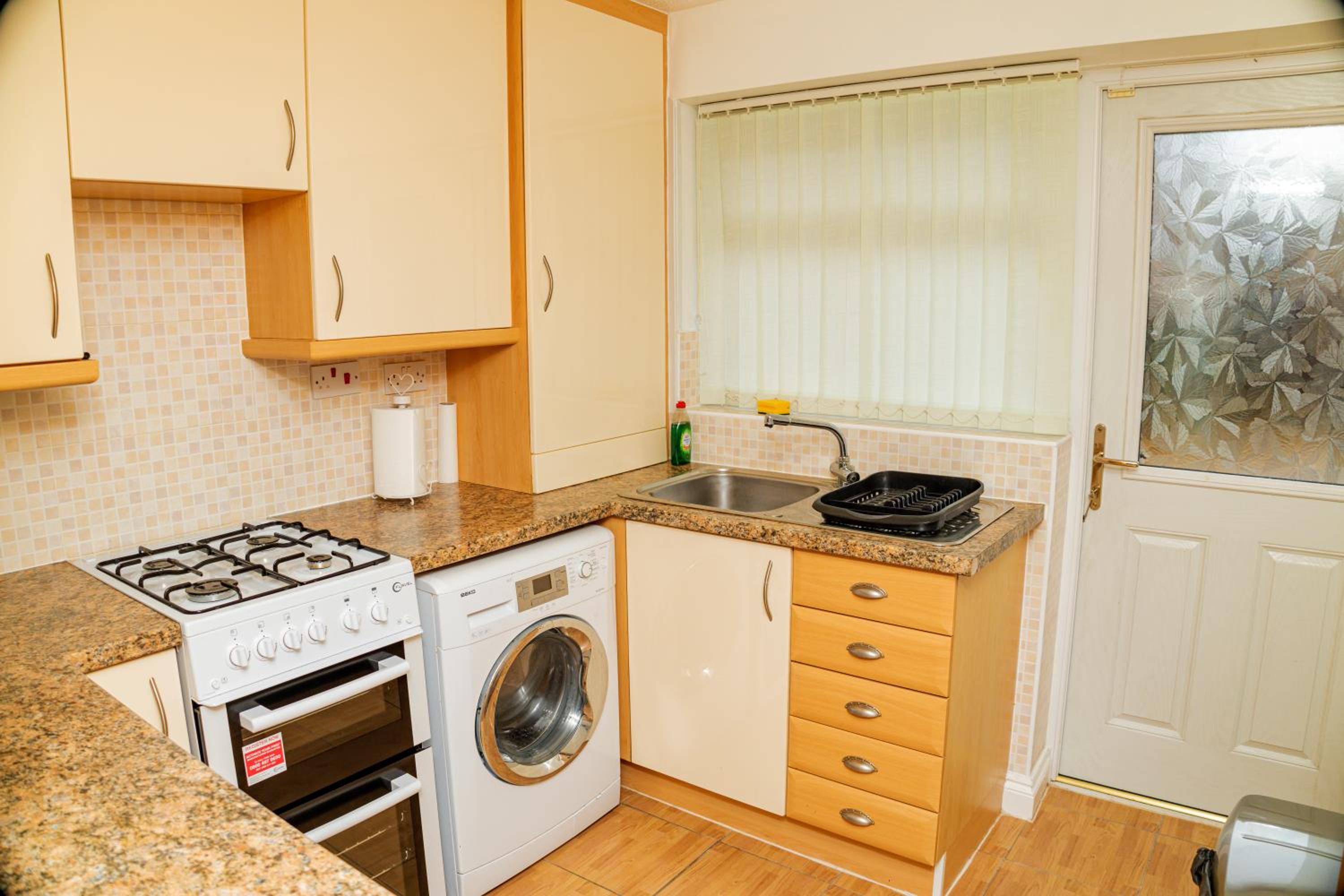 Charming 2-Bedroom in MANCHESTER