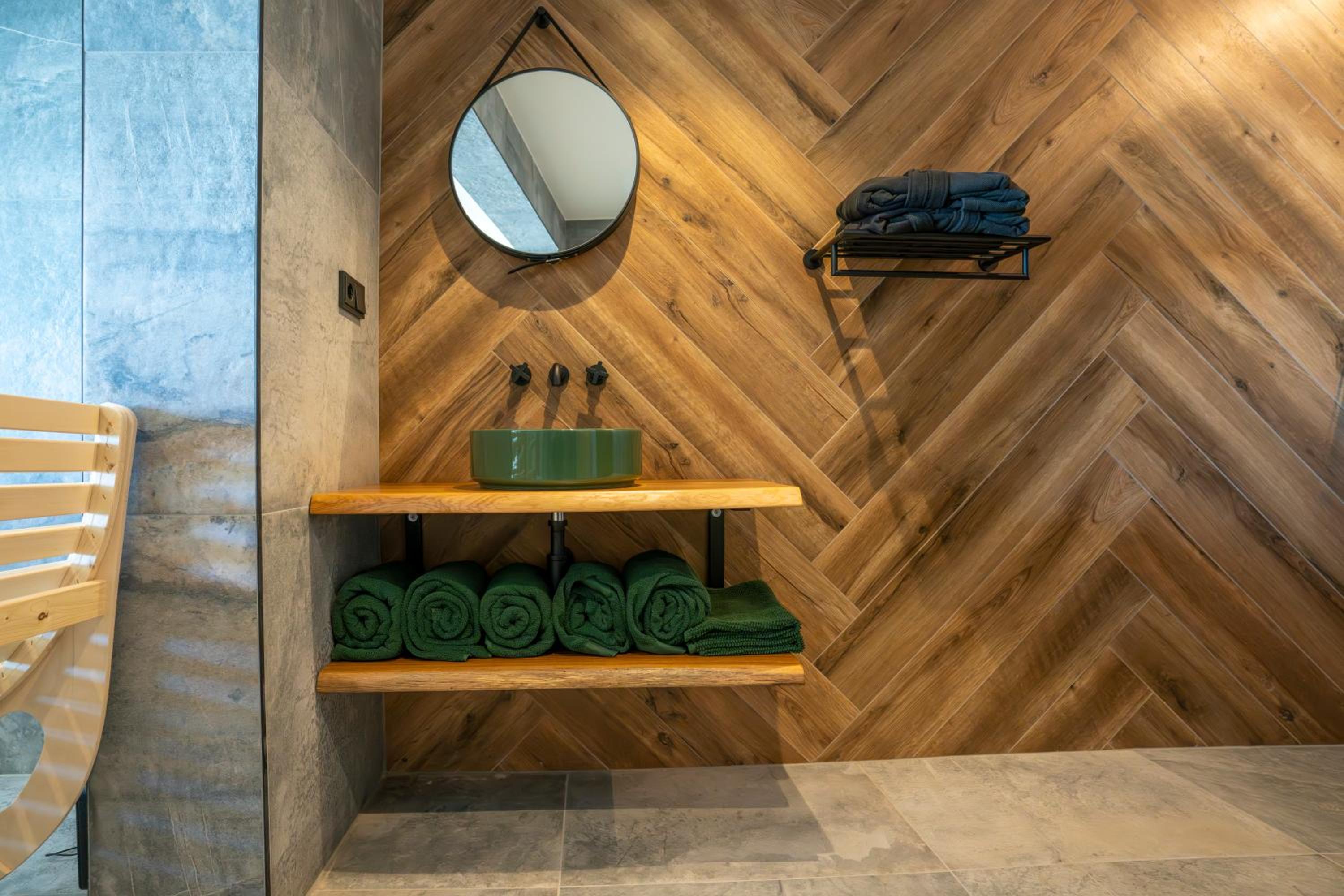 Chalet NON-SENS by L'Occitane