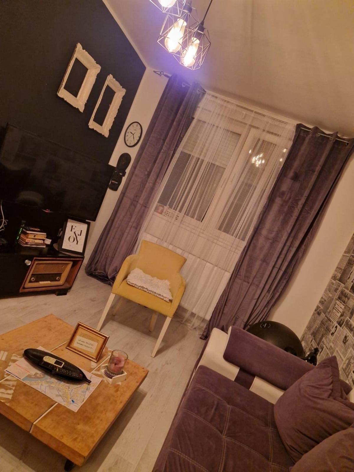 Book home view 2