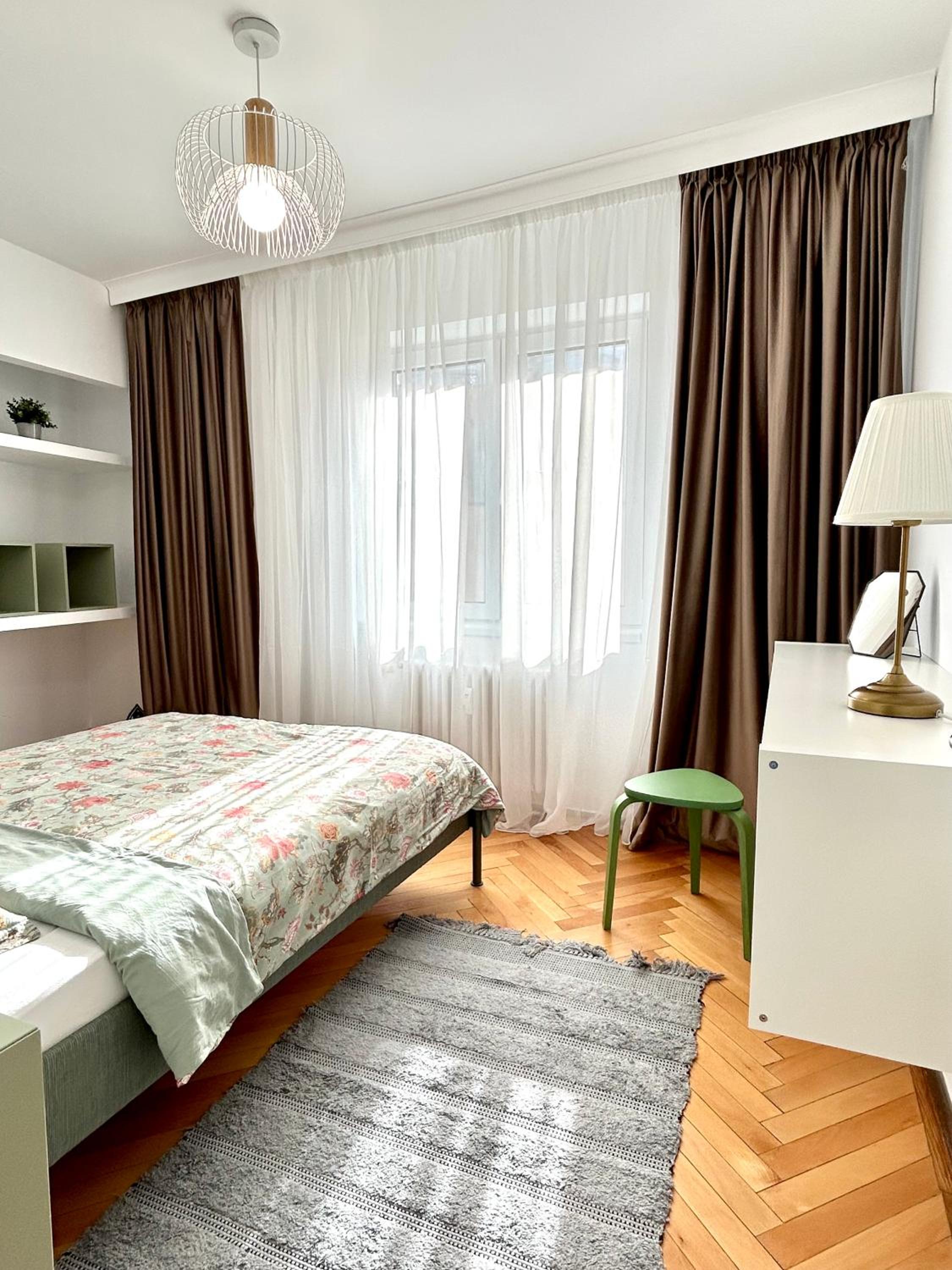 Parliament Central Apartment view 5