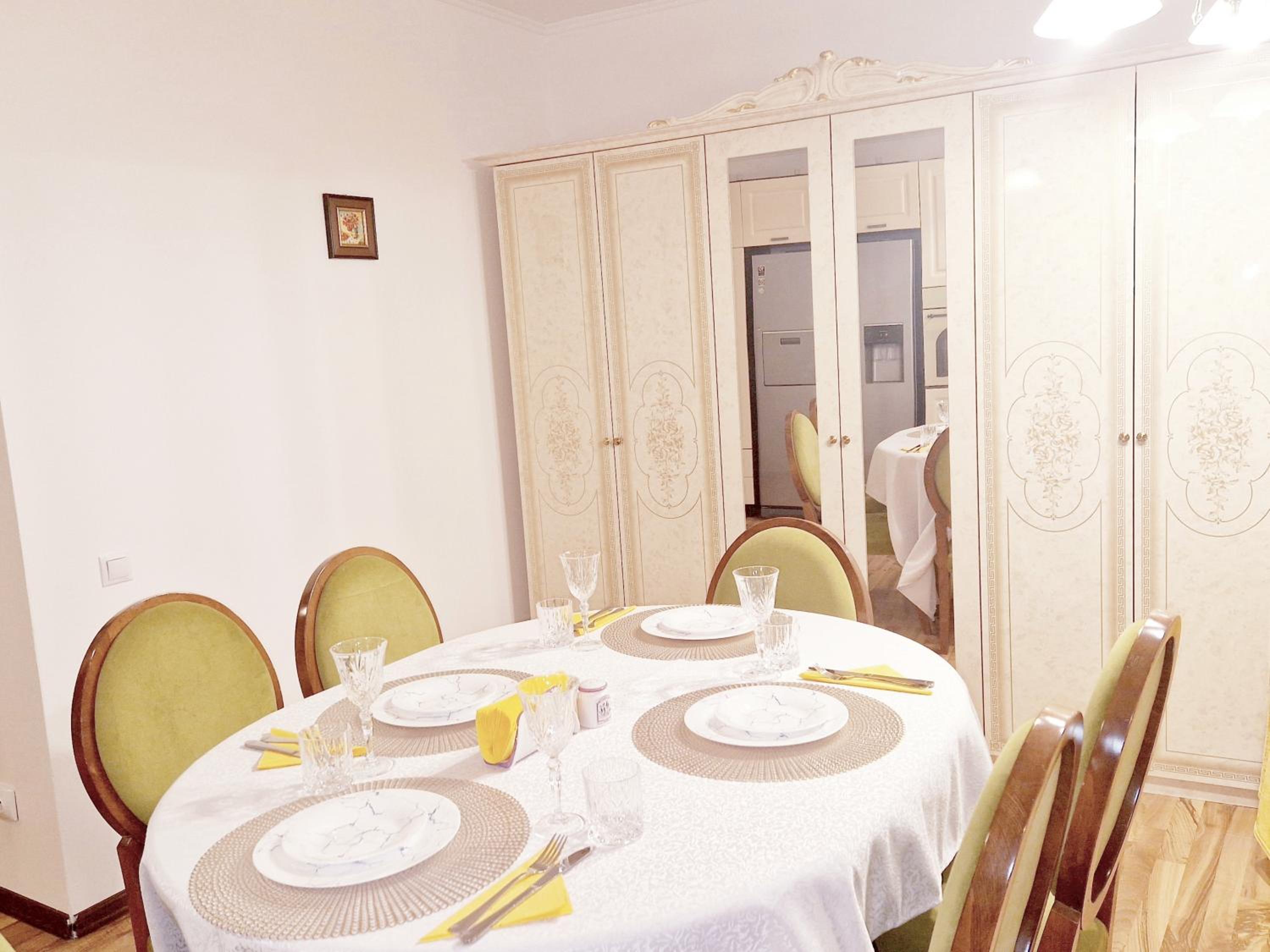 Hotel Spacious 3 Rooms 5 Mansion Near Muzeului Square. Free Parking