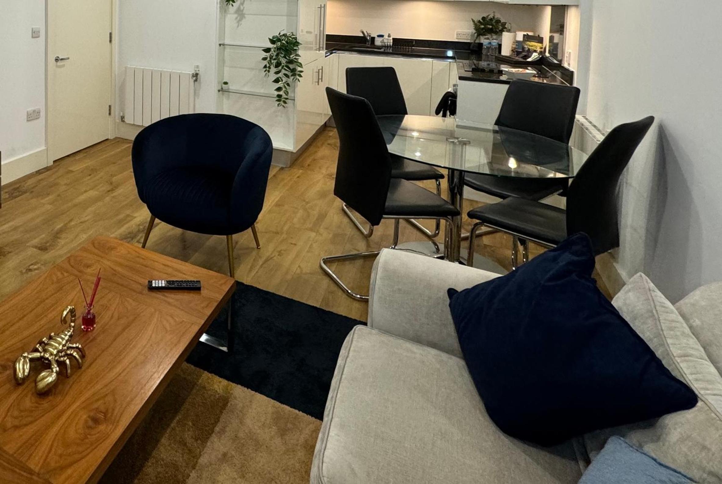 Luxe Lodge Woolwich Arsenal view 4
