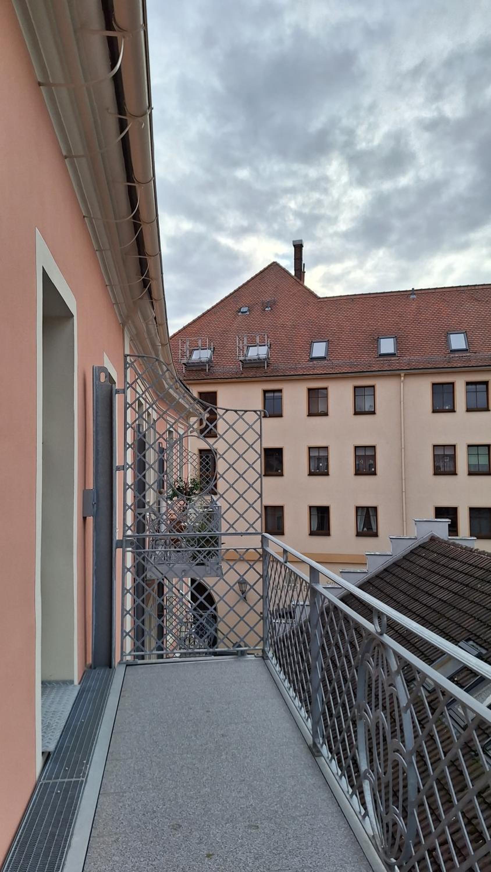 Stadtpalais Familien-Suite 4 Zimmer mit Galerie maximal 6 Personen