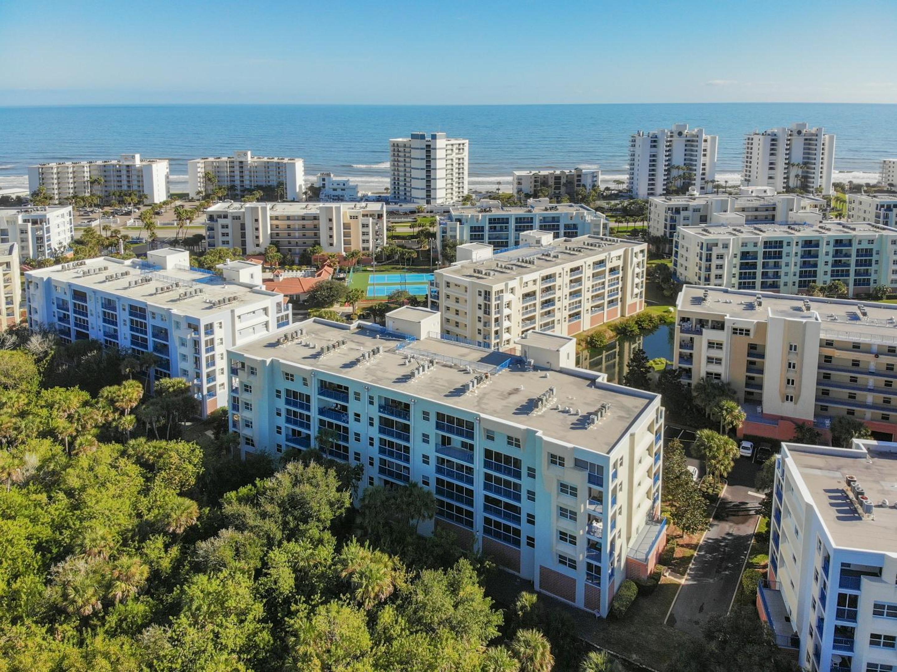 Come Drift Away in this gorgeous coastal themed 3bed 2 bath condo. OW9-302 view 2