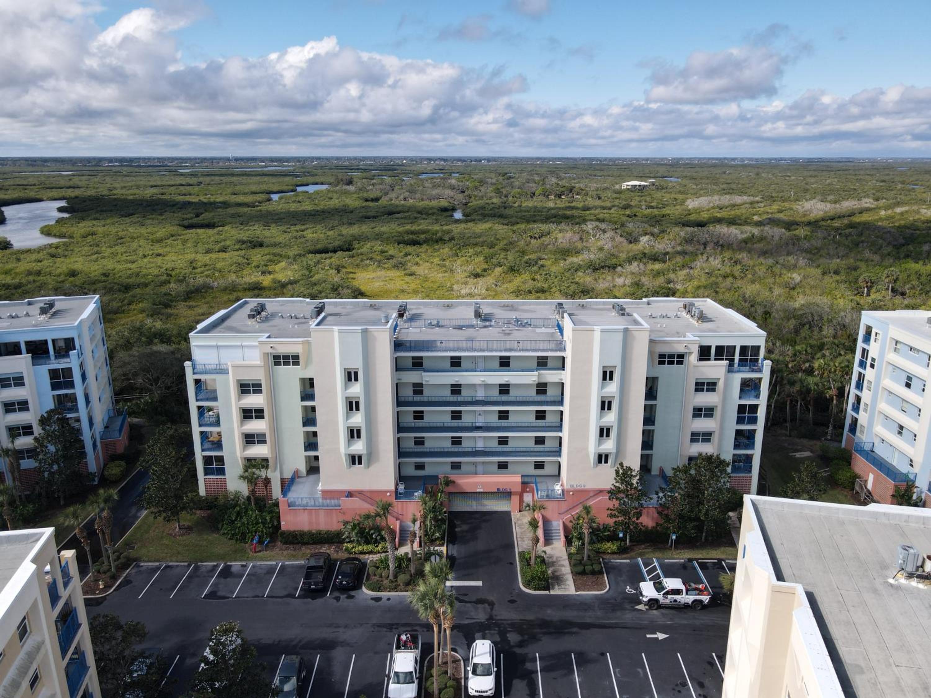 Come Drift Away in this gorgeous coastal themed 3bed 2 bath condo. OW9-302 view 3