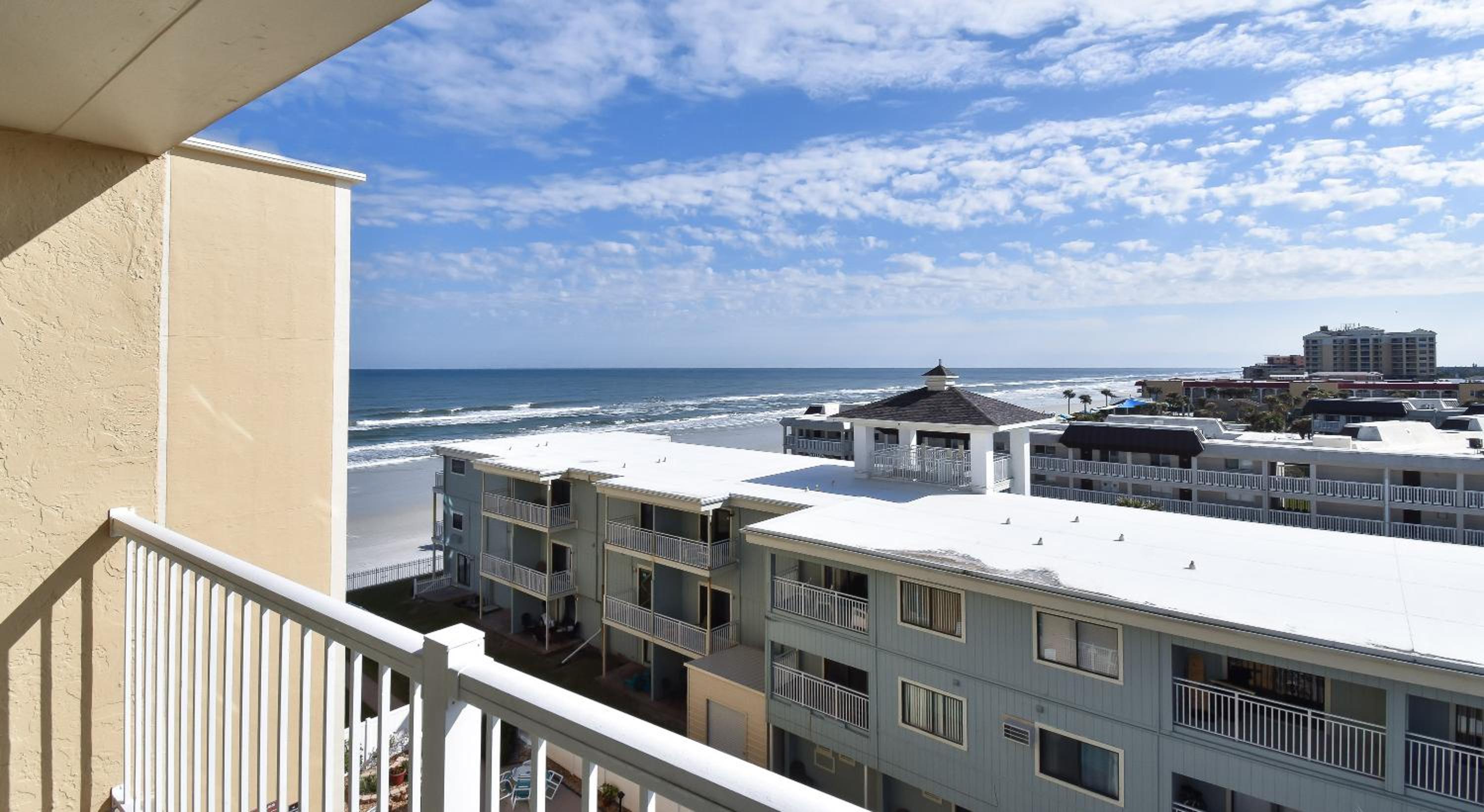 PT608 - Family Friendly Beachfront 22 condo - Walk to shoppingdining view 3
