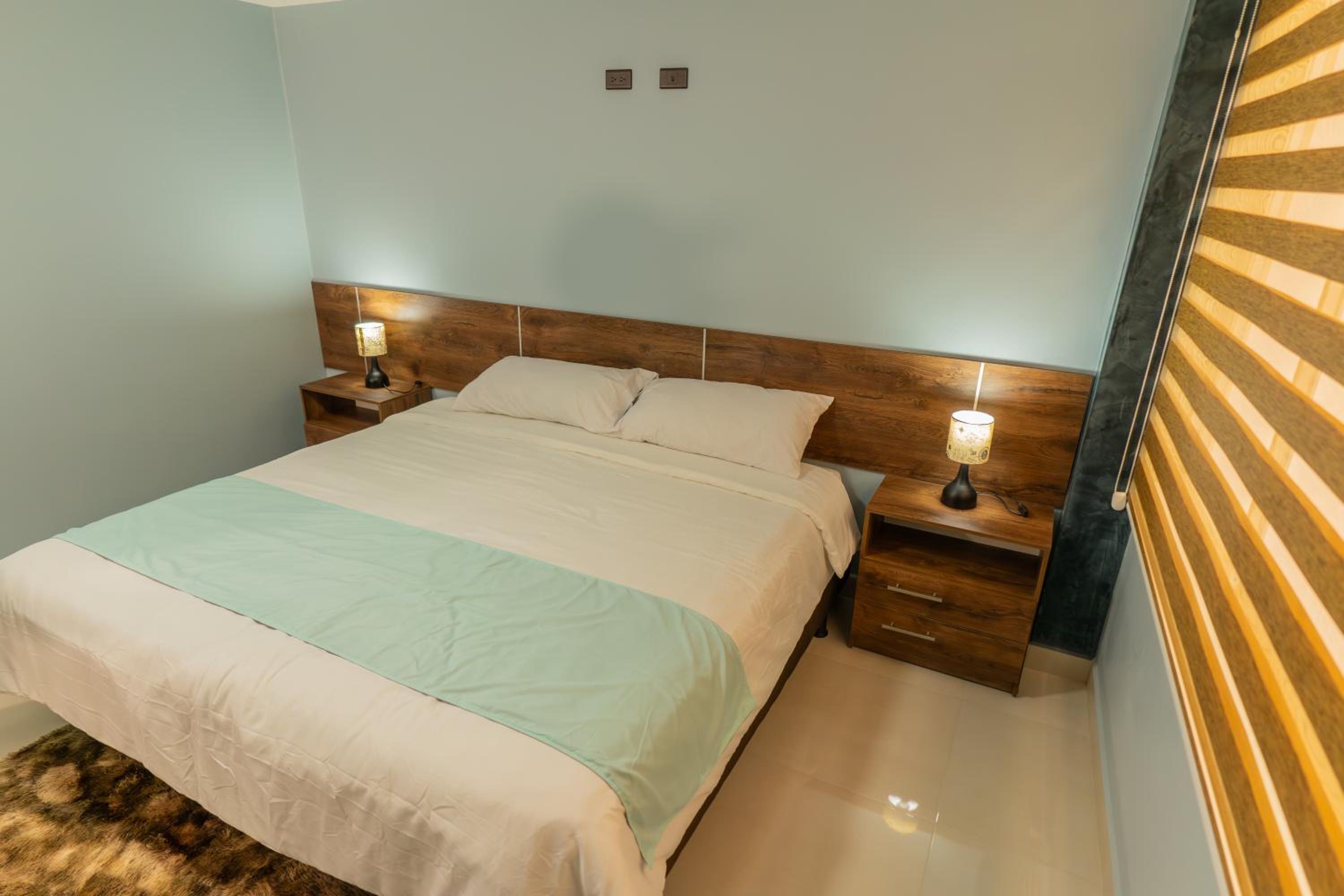 APARTAMENTOS MONACO
