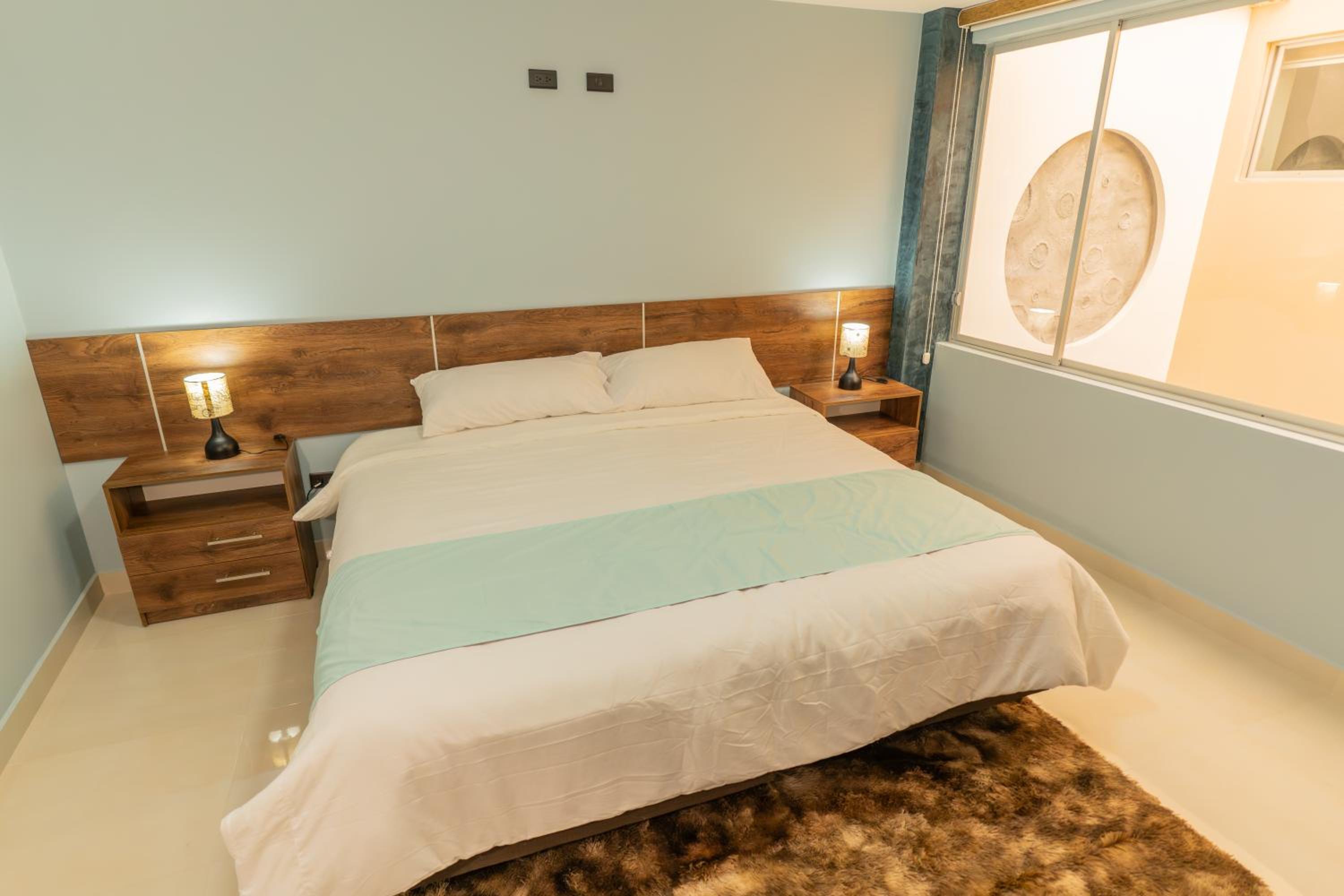 APARTAMENTOS MONACO