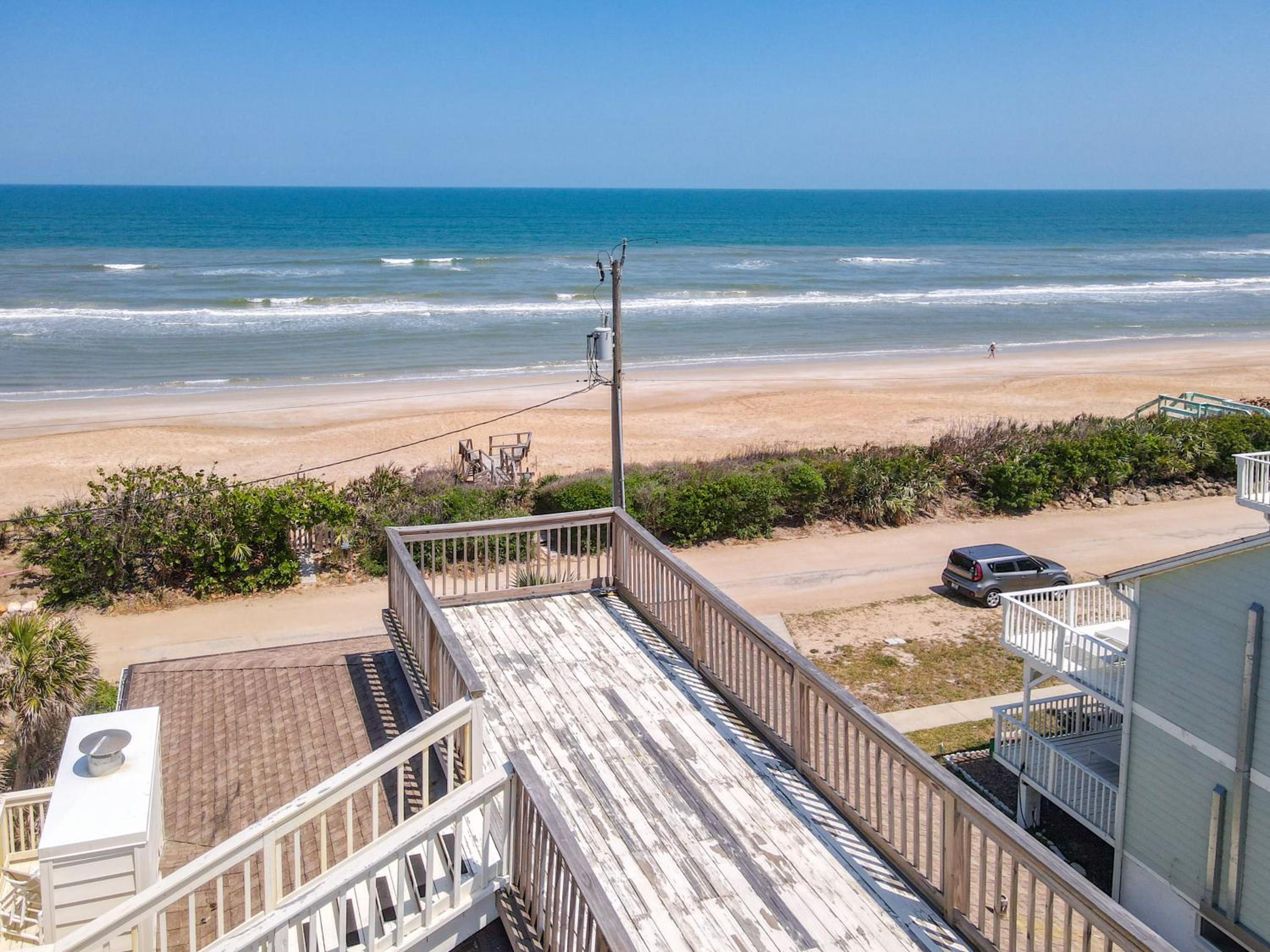Beachfront home with wrap around deck and rooftop deck - 6320 S. Atlantic view 5